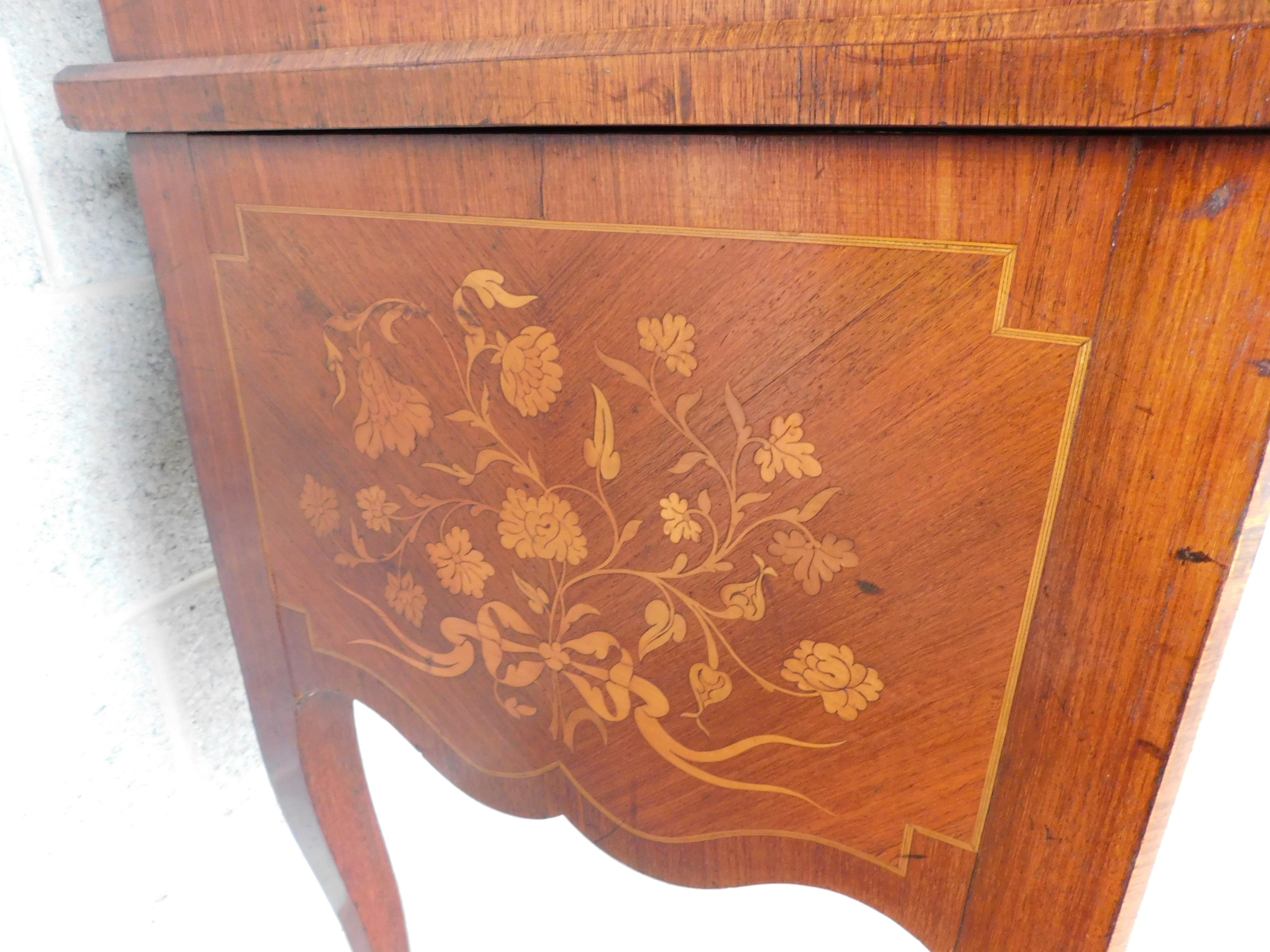 Antique Kingwood French Louis XV Marquetry Inlaid Cylinder Desk For Sale 9