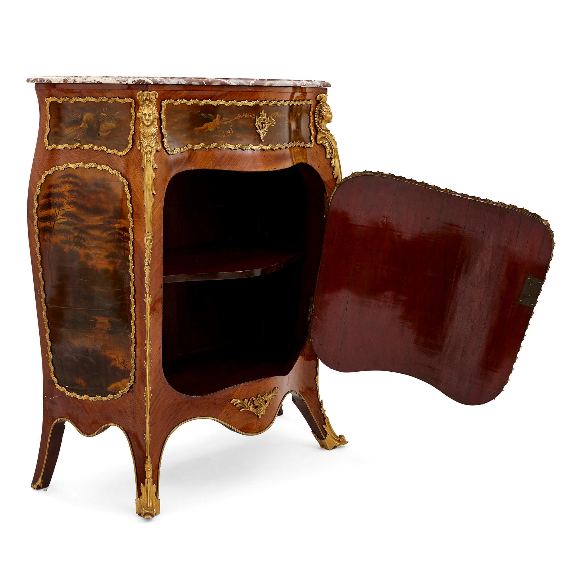 Armario Auxiliar Antiguo de Madera de Rey, Bronce Dorado y Vernis Martin Luis XV en venta