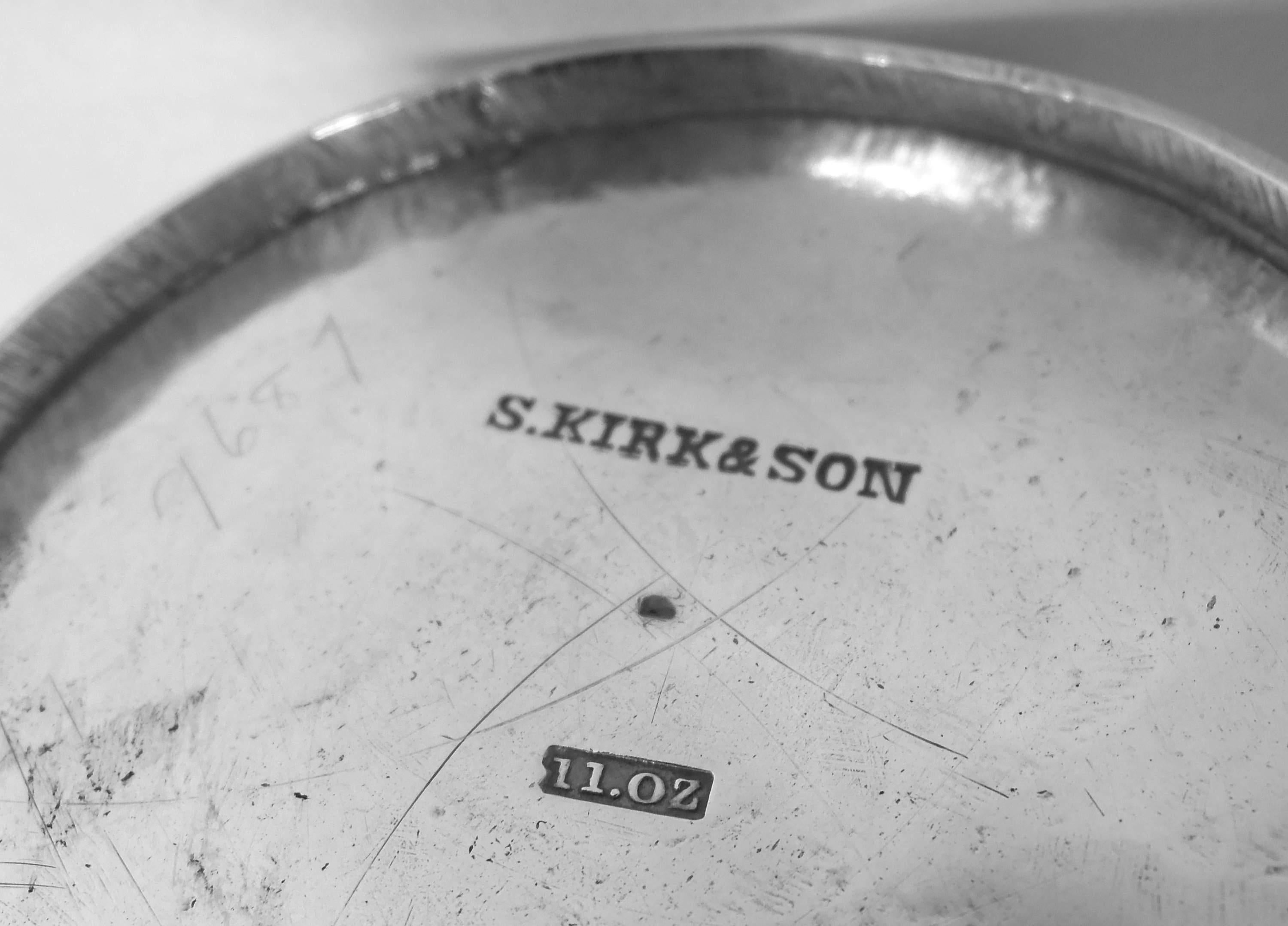 Argento 925 Antica tazza per bambini Kirk Baltimore in argento a forma di fiore e di torre in vendita