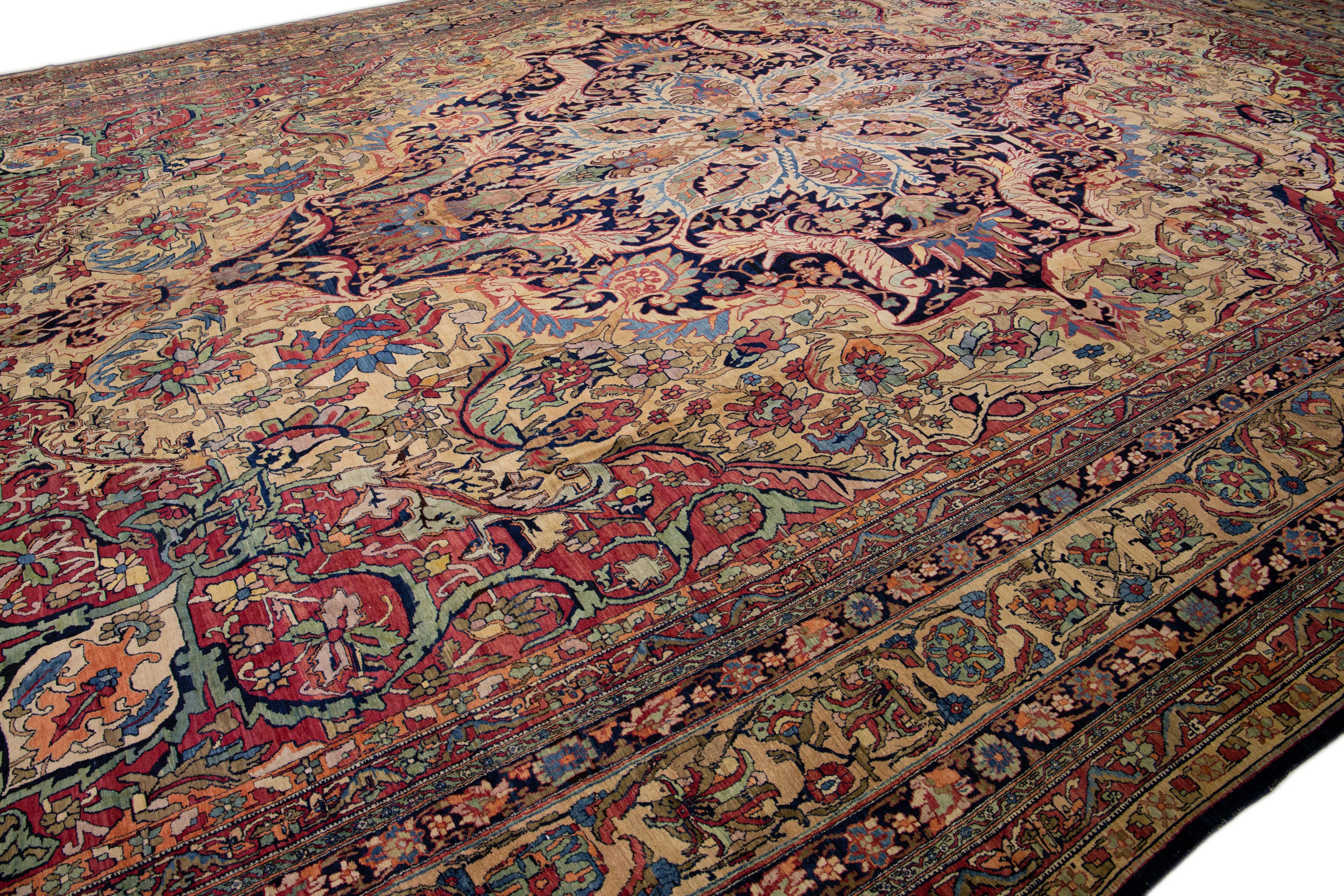 Antique Kirman Handmade Multicolor Medallion Floral Oversize Wool Rug In Good Condition For Sale In Norwalk, CT