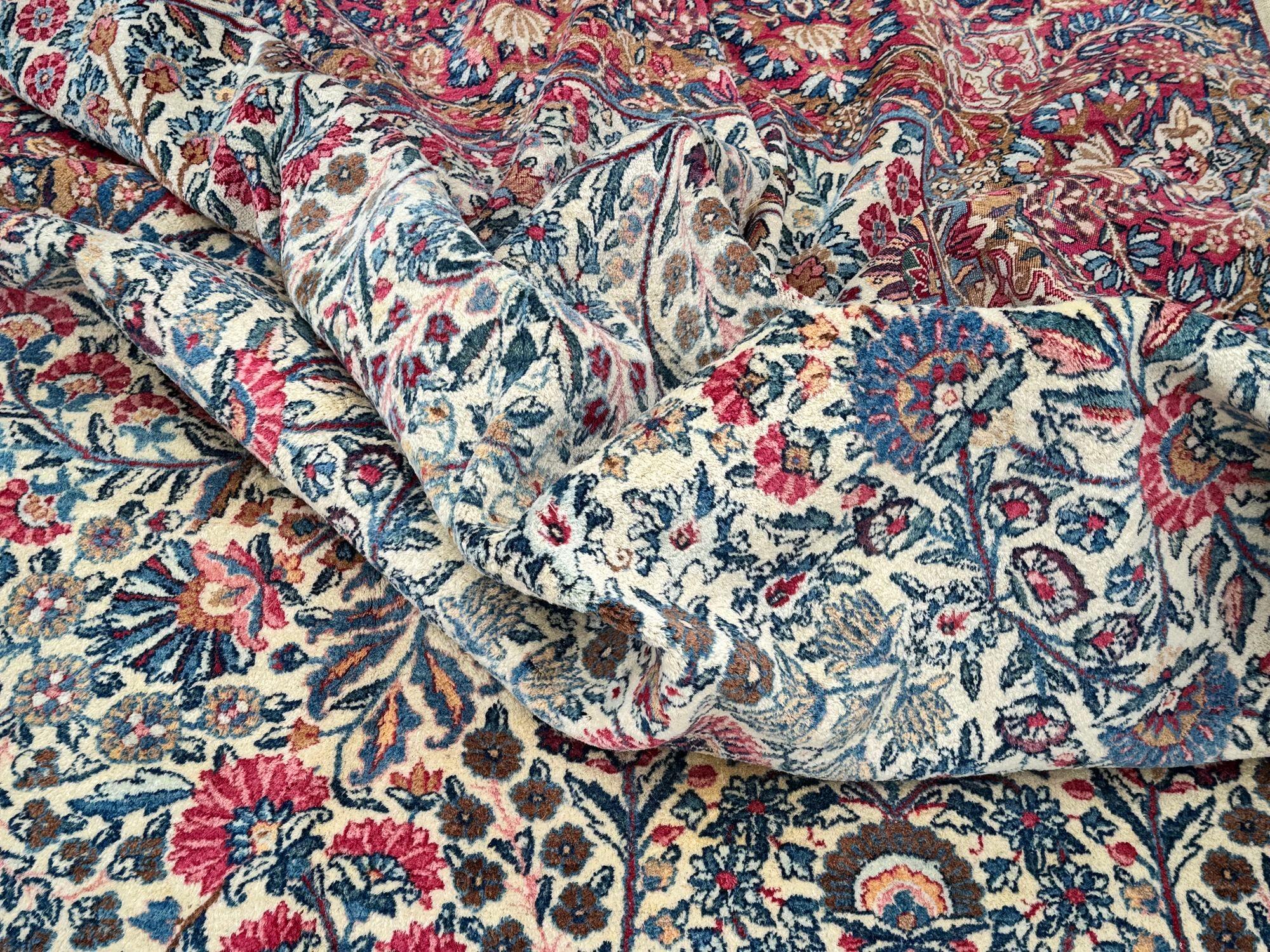 Tappeto antico Kirman Lavar 3,00m x 2,45m in vendita 11