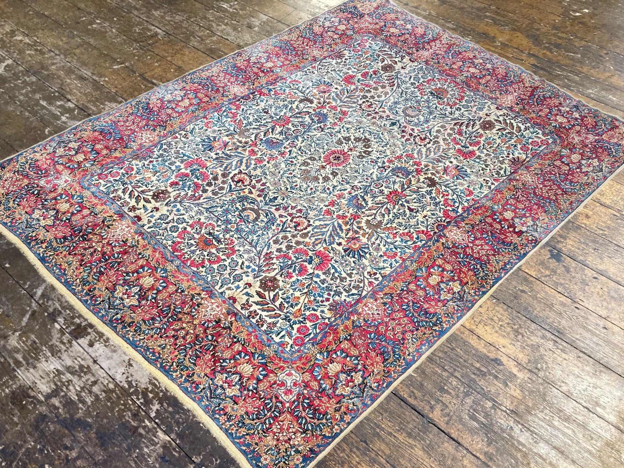 Lana Tappeto antico Kirman Lavar 3,00m x 2,45m in vendita