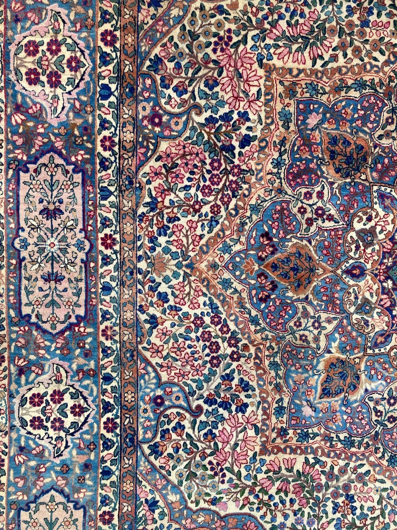 Antique Kirman Lavar Carpet 3.40m x 2.55m For Sale 8