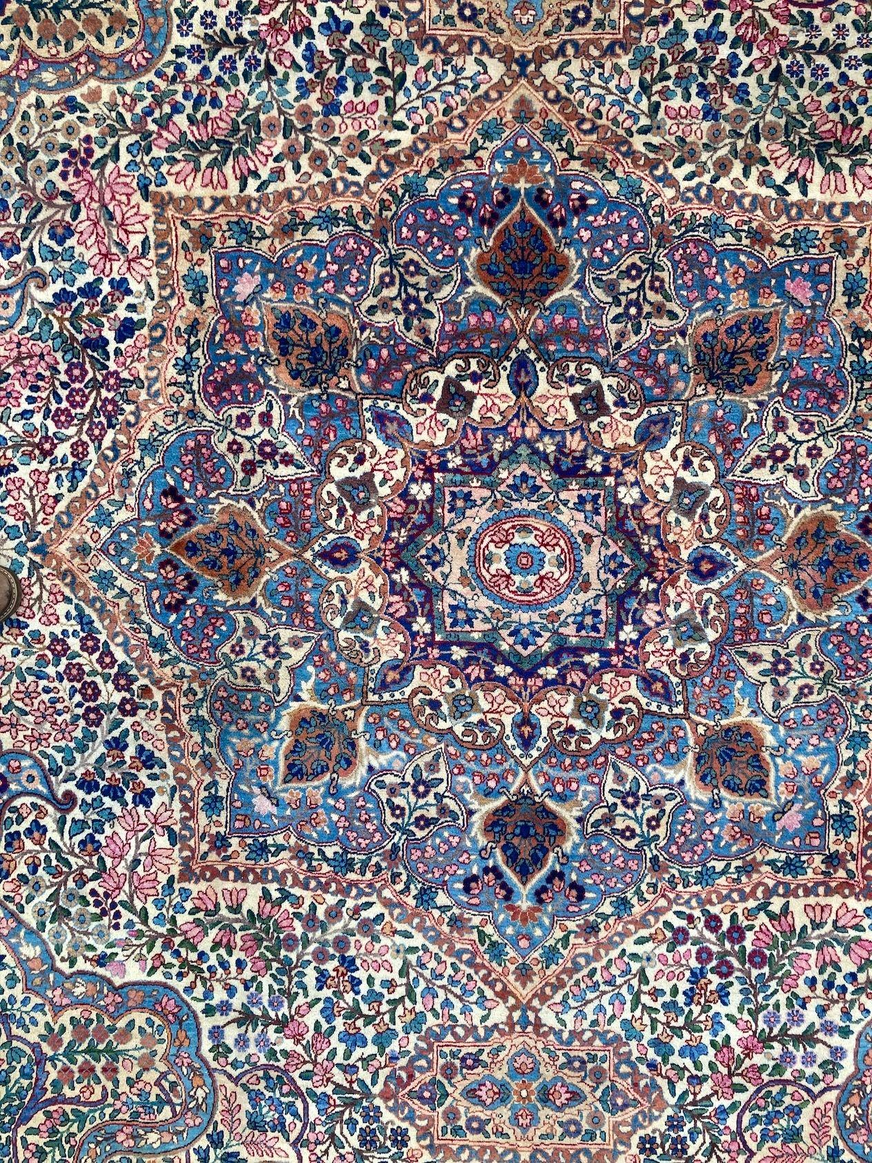 Antique Kirman Lavar Carpet 3.40m x 2.55m For Sale 9