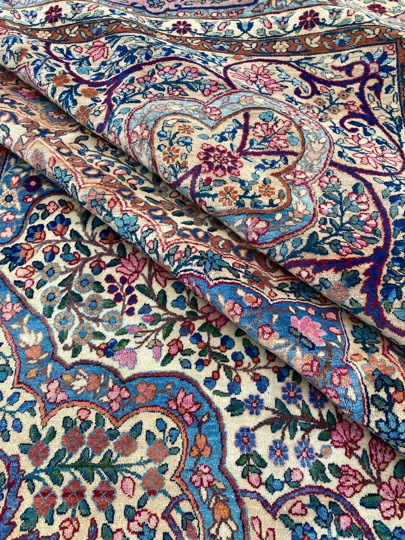 Antique Kirman Lavar Carpet 3.40m x 2.55m For Sale 12