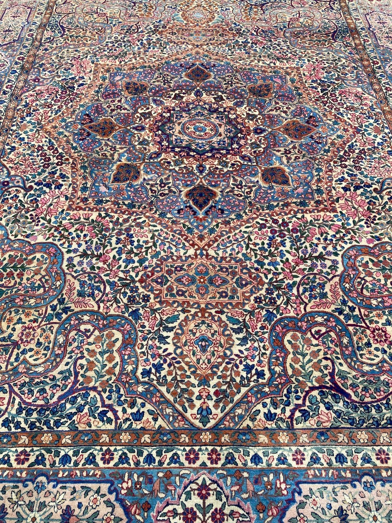 Antique Kirman Lavar Carpet 3.40m x 2.55m For Sale 3