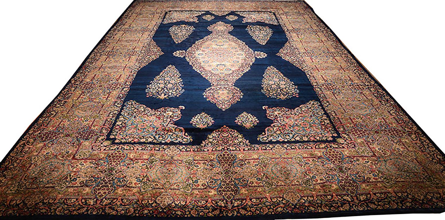 Antique Kirman Rug, size: 12' 4