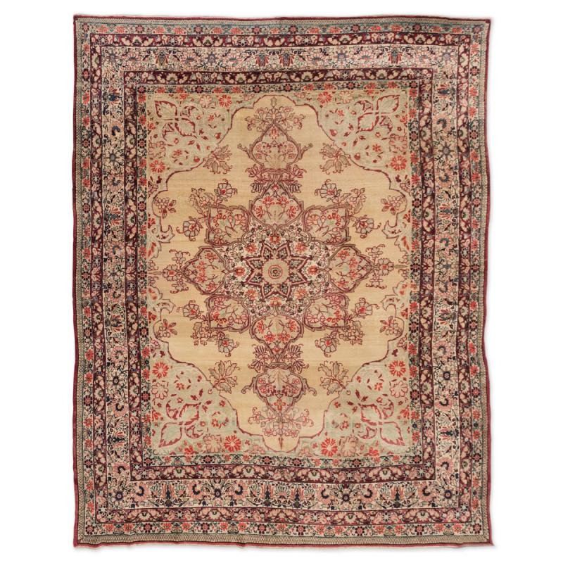 20th Century Kirman Wool Rug,  Palmettes and Flowers Design, circa 1920
Antique rug like from the city of Kirman designs, piece of collection.
- It emphasizes the delicacy of its designs and the shades in past greens and roses.
- Central medallion