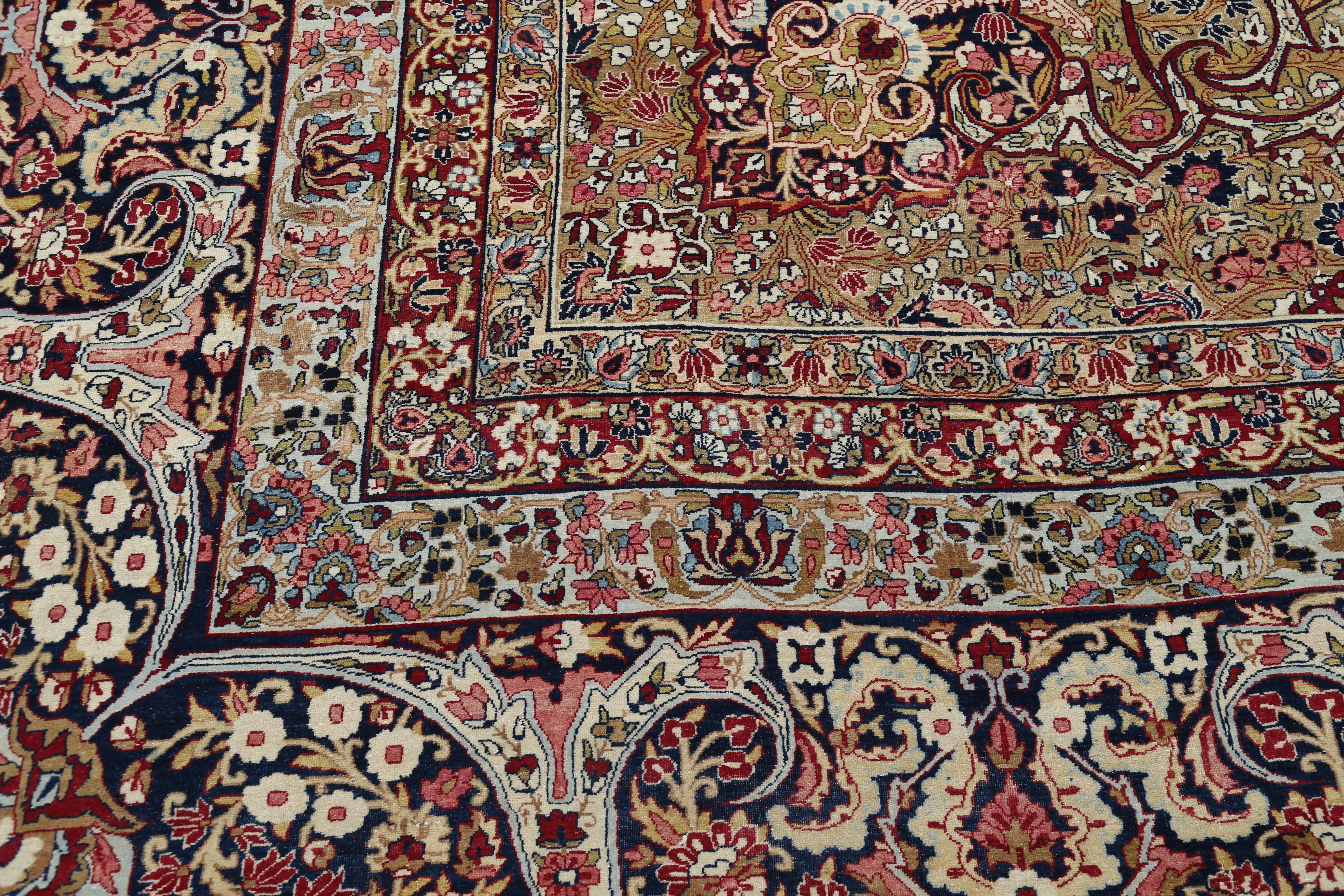 Tapis persan ancien KirmanShah/Laver Kirman Excellent état - En vente à Gainesville, VA