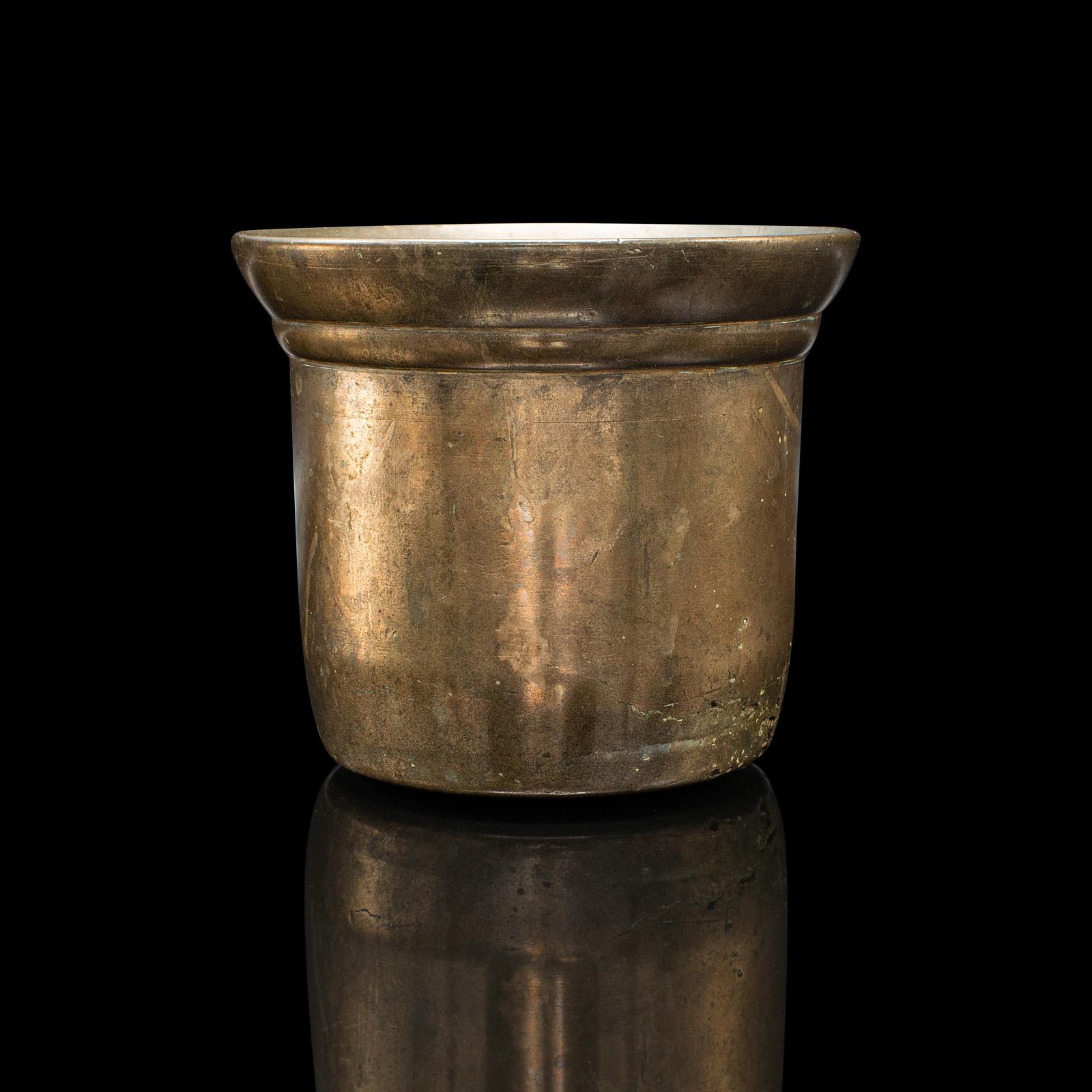 Antique Kitchen Mortar & Pestle, English, Bronze, Apothecary, Chemist, Georgian For Sale 1