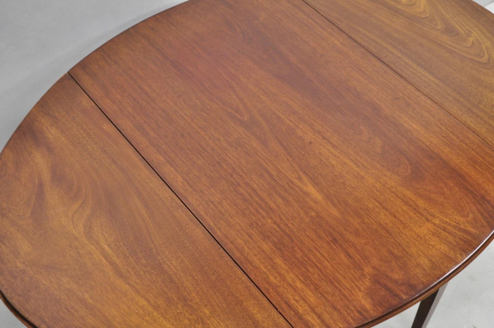 Ancienne table Pembroke à abattant en acajou Colonial Williamsburg CW-27 en vente 7