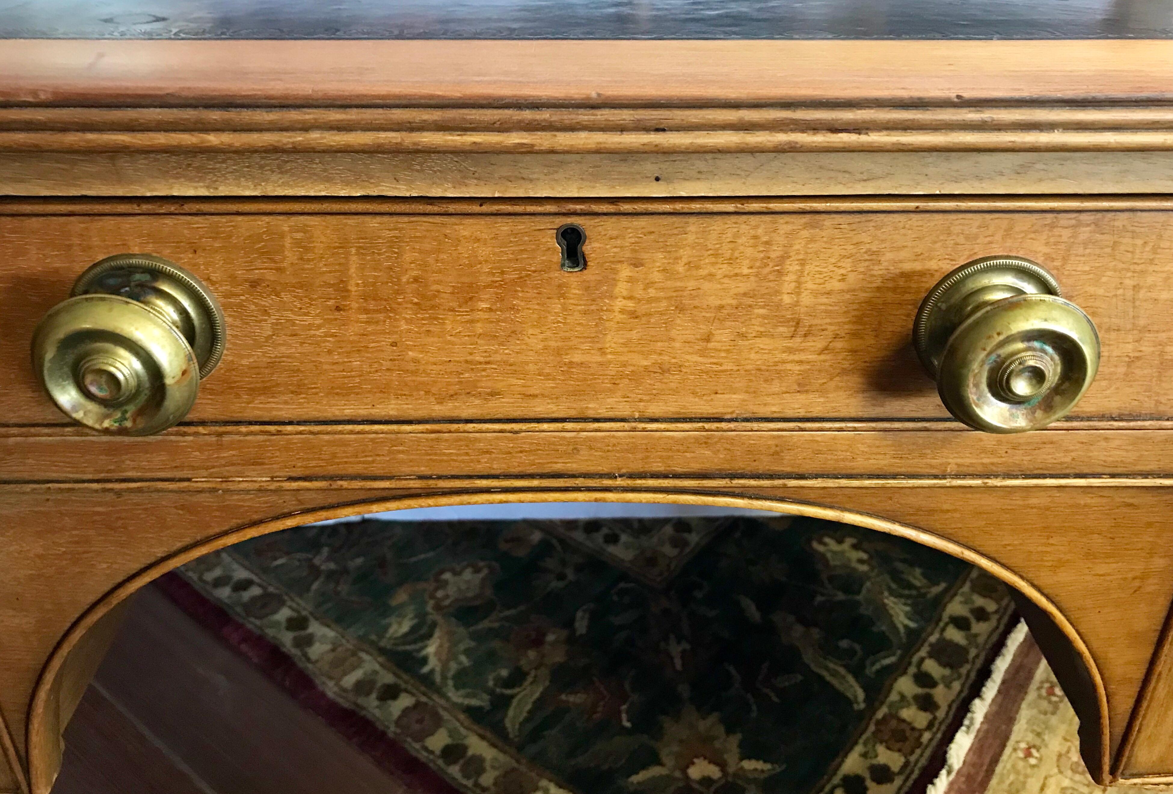 Early 20th Century Antique Kittinger Fruitwood and Leather Top Writing Desk Writing Table