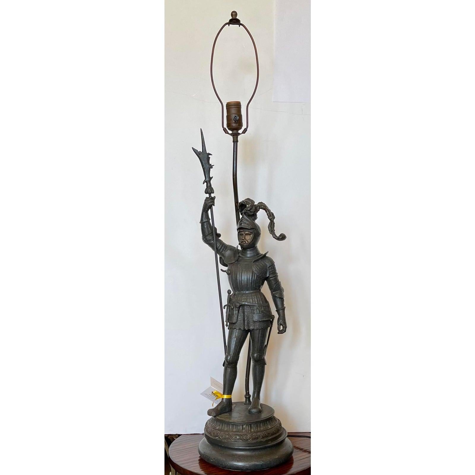 Antique Knight in Armor Figural Table Lamp, Early 20th Century In Good Condition In LOS ANGELES, CA