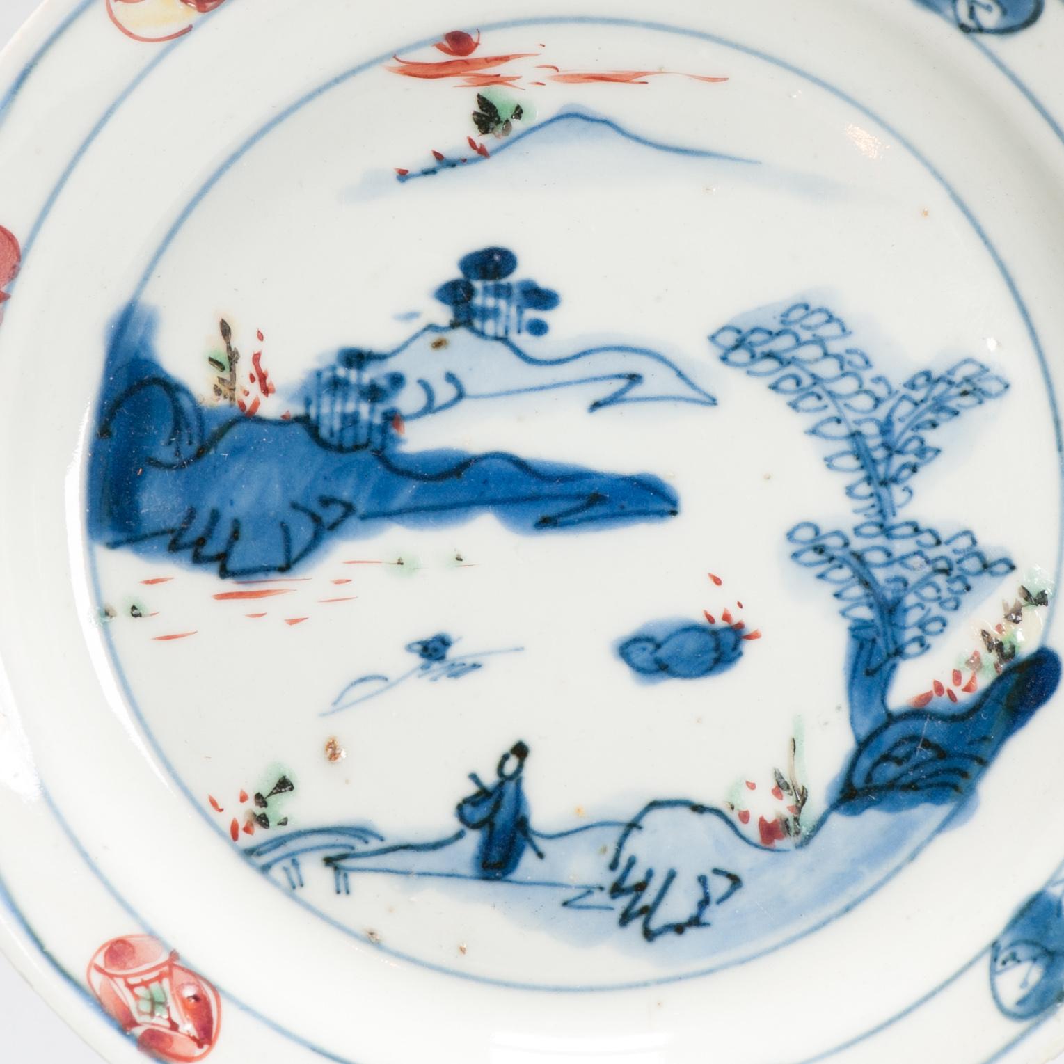 Plato antiguo Ko Akae Porcelana china Wucai Siglo XVII (1621-1627) Marcado Ming en venta 1