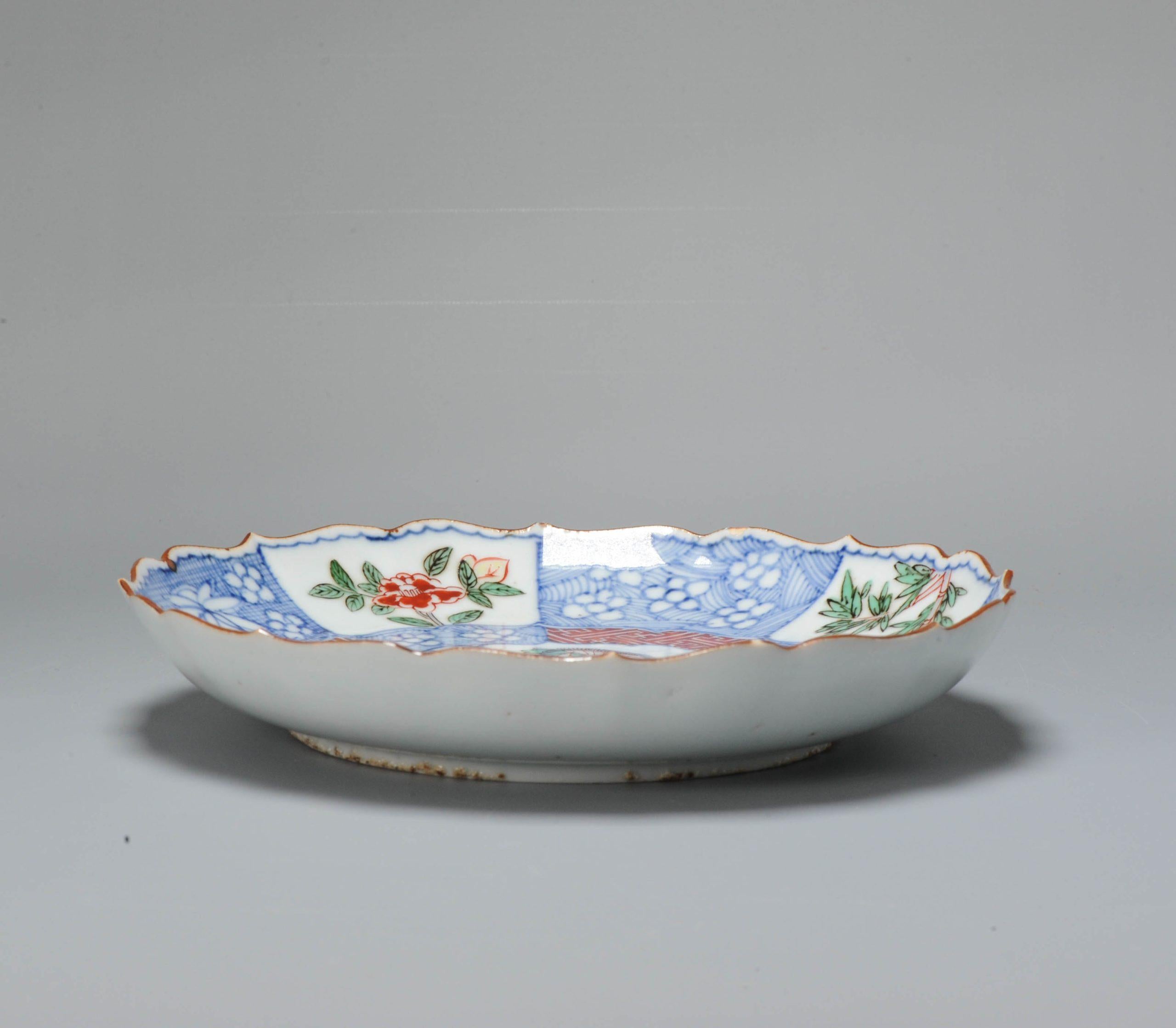Japanese in Chinese Ming style. We think its 17th ot 18th c

Chenghua mark at the base.

Additional information:
Material: Porcelain & Pottery
Region of Origin: China
Emperor: Chongzhen (1627-1644), Tianqi (1620-1627)
Period: 17/18th century
Age: