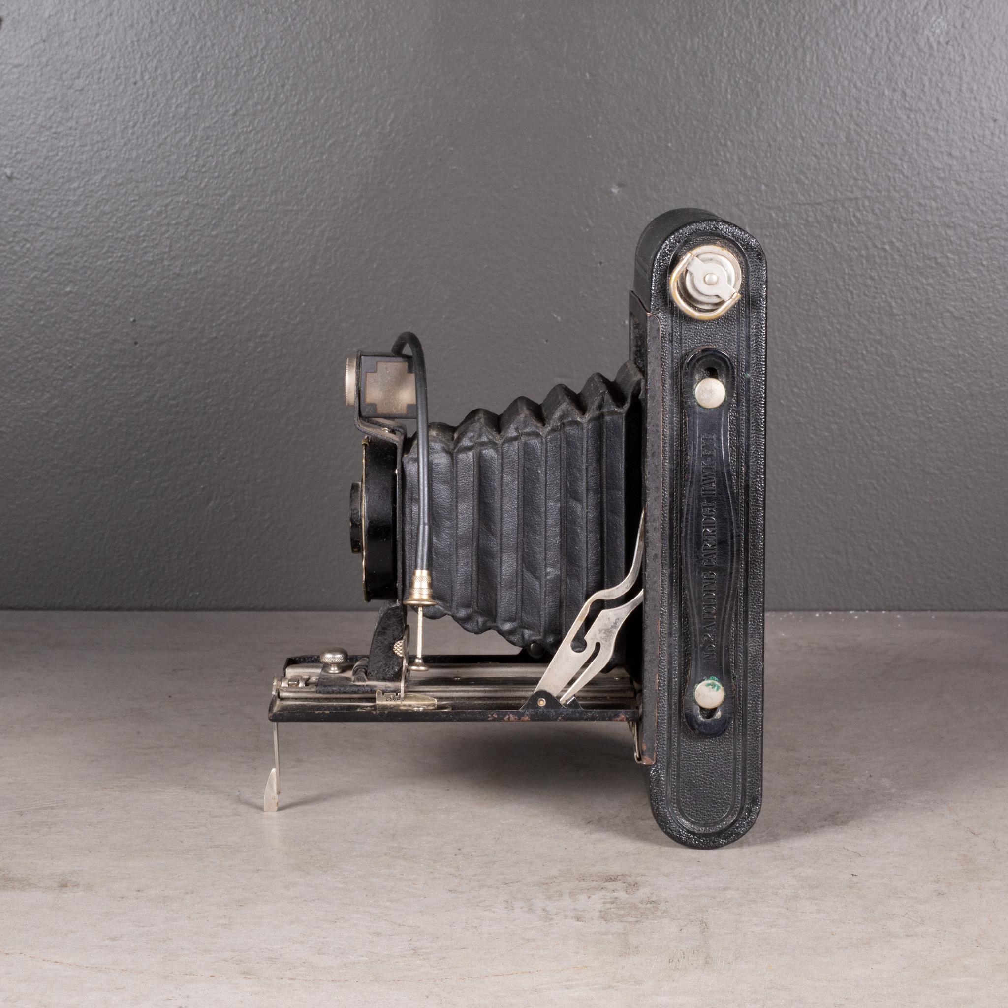 Antique Kodak Hawk-Eye No. 2A Folding Camera c.1926-1934 (FREE SHIPPING) In Good Condition For Sale In San Francisco, CA