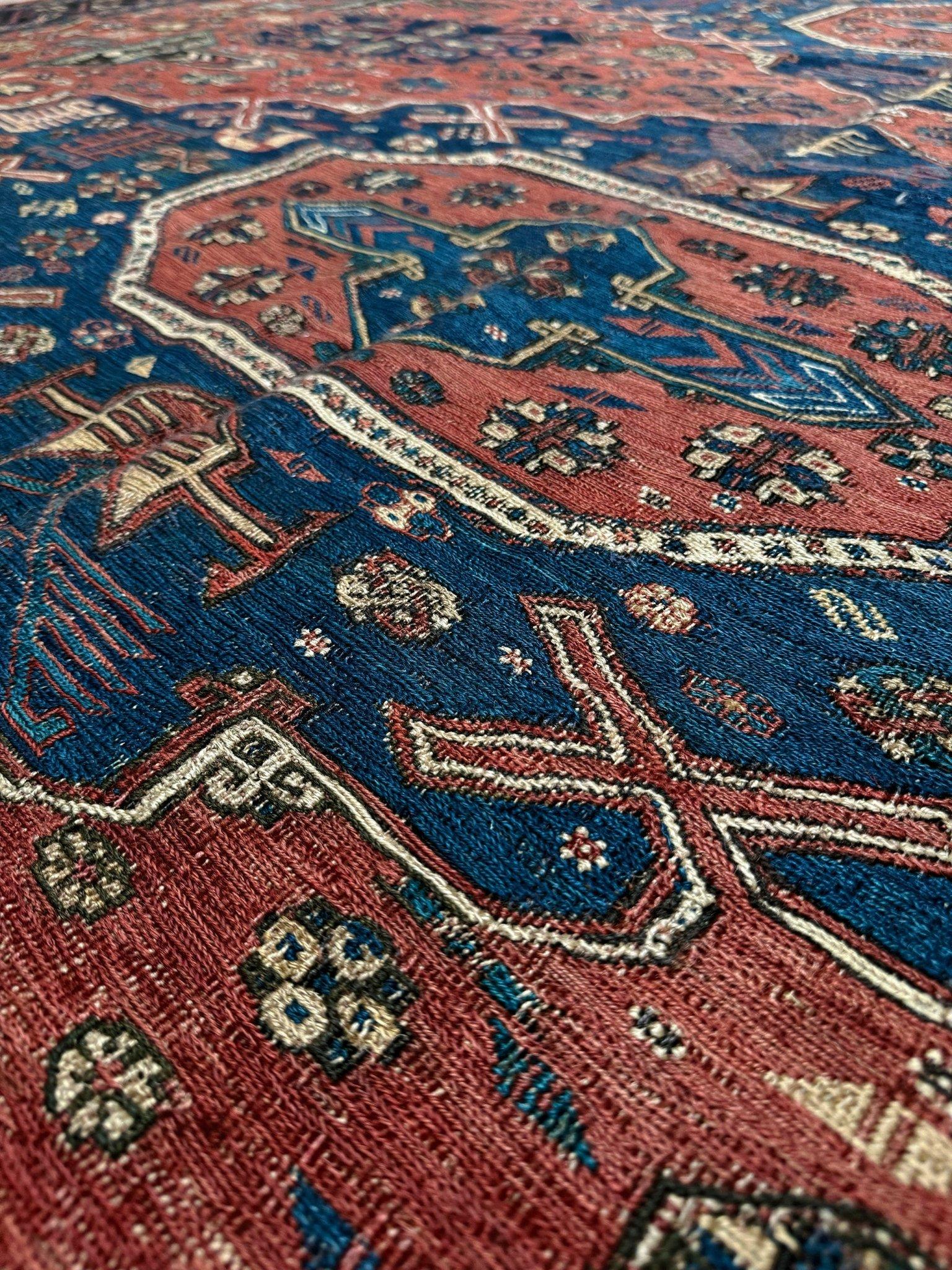 Antiker Konagkend Kuba Soumak - • Mitte 19. Jahrhundert Kaukasischer Teppich (10'4 