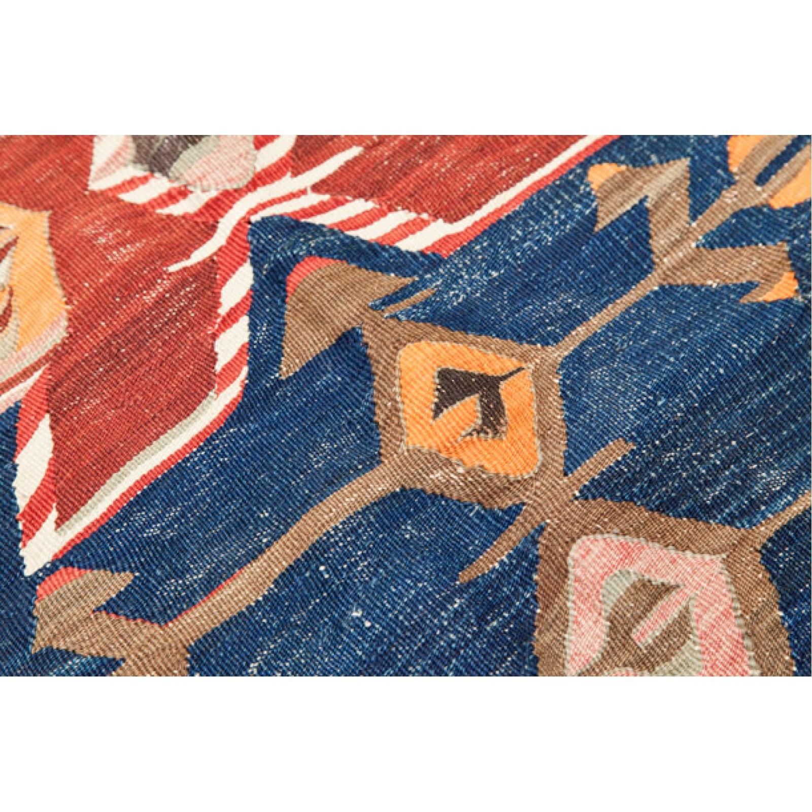 Antiker Konya Obruk Kelim Zentral Anatolischer Teppich Vintage Türkischer Teppich im Zustand „Gut“ im Angebot in Tokyo, JP