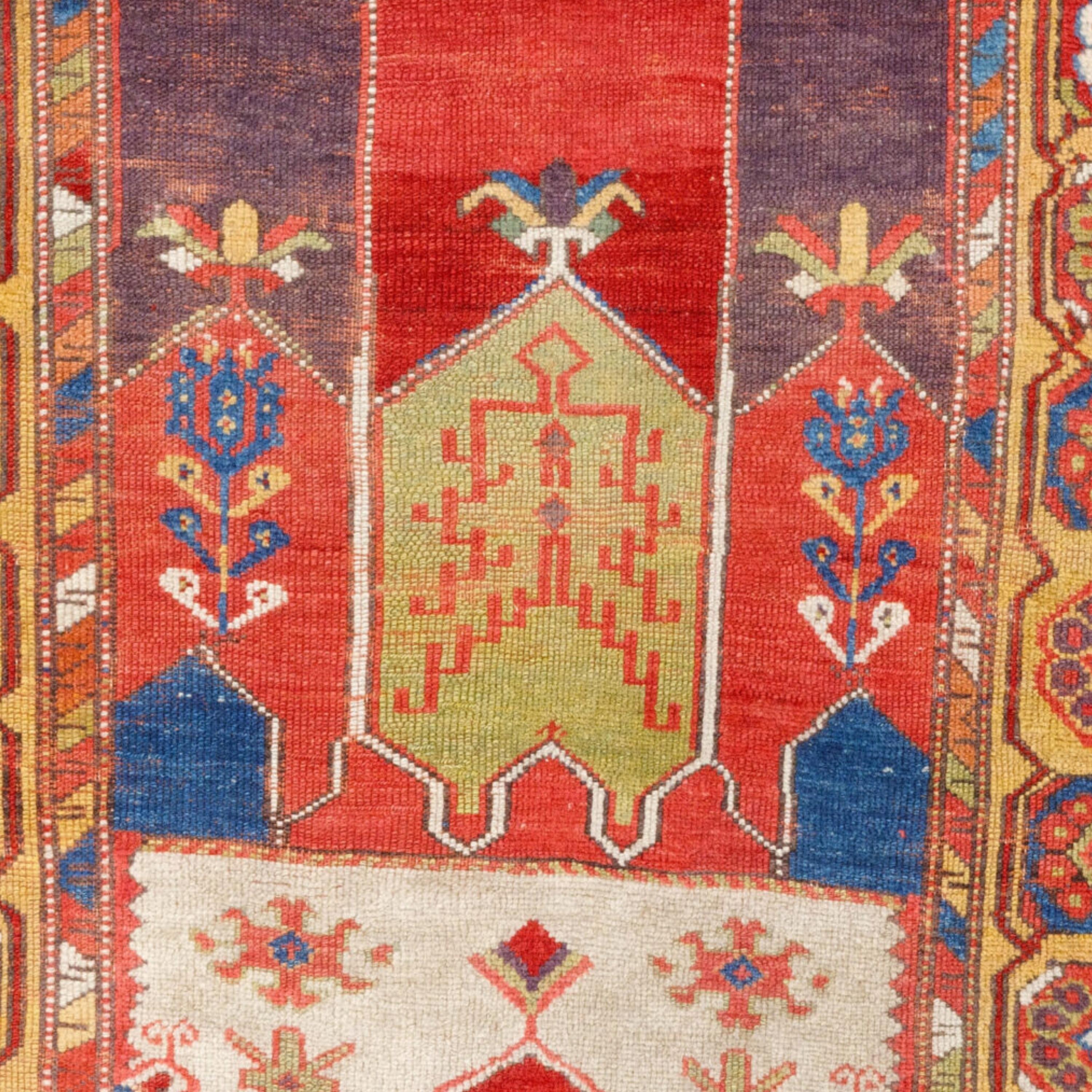 Turkish Antique Konya Prayer Rug - Early 19th Century Central Anatolian Konya Prayer Rug For Sale