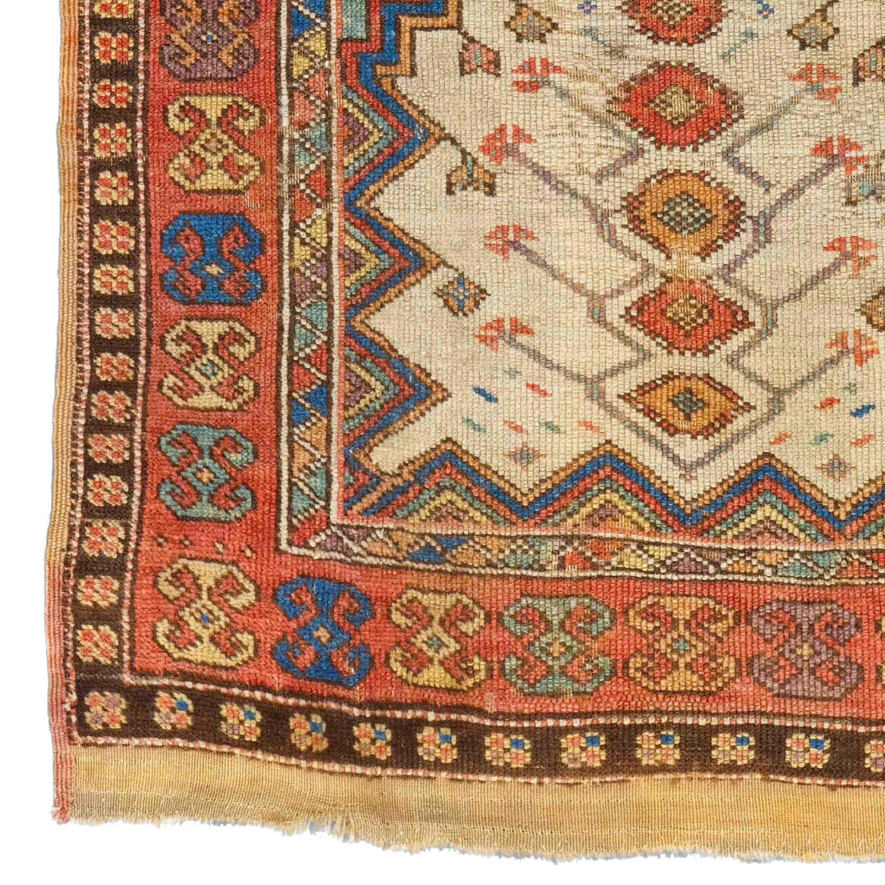 Antique Konya Rug - Early 19th Century Central Anatolian Konya Prayer Rug Size 96 x 132 cm (3,14 x 4,33 ft)

Notable is a type of prayer rug with columns and arches that seems descended from earlier rural rugs and ultimately from 16th-century