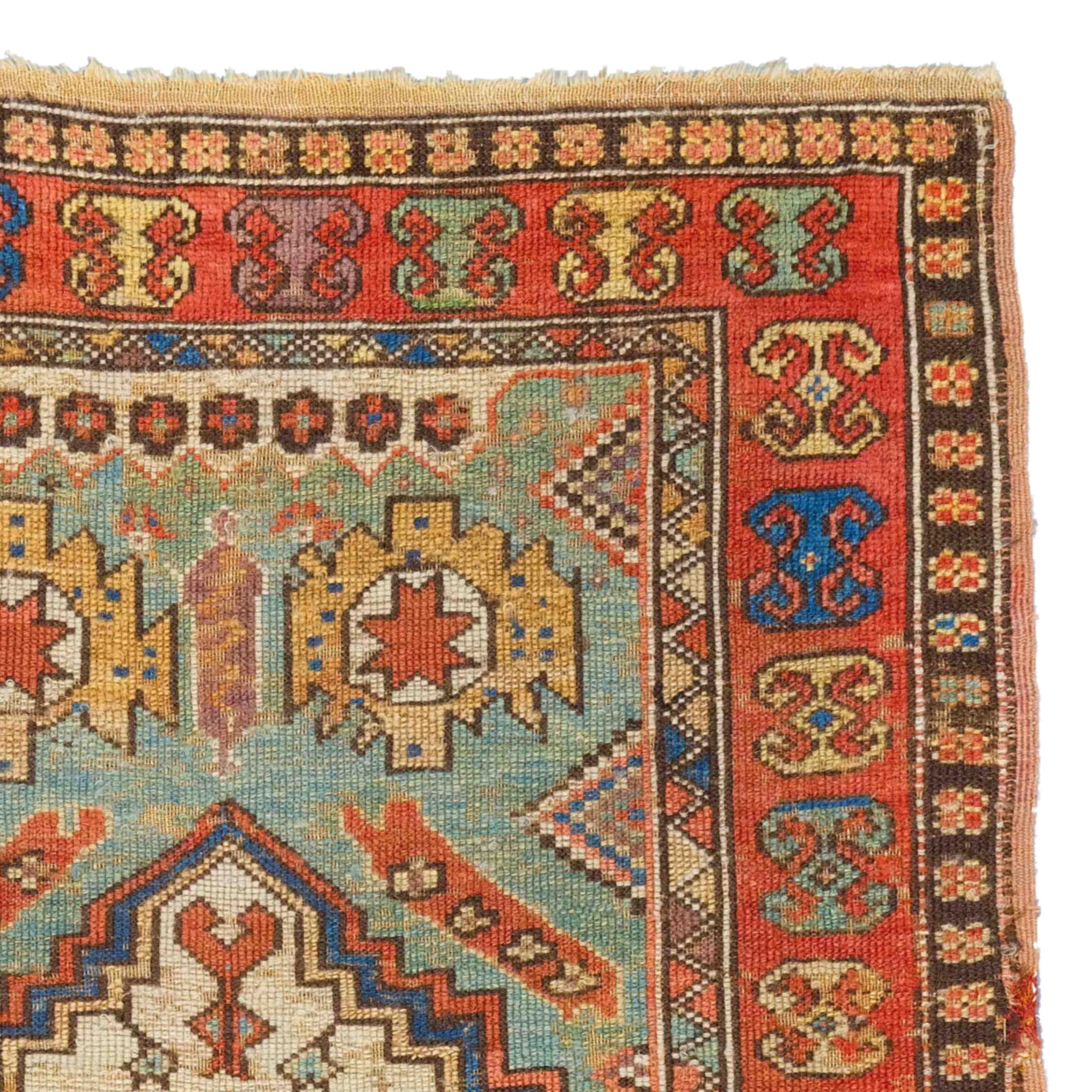 Antique Konya Rug - Early 19th Century Central Anatolian Konya Prayer Rug In Good Condition For Sale In Sultanahmet, 34
