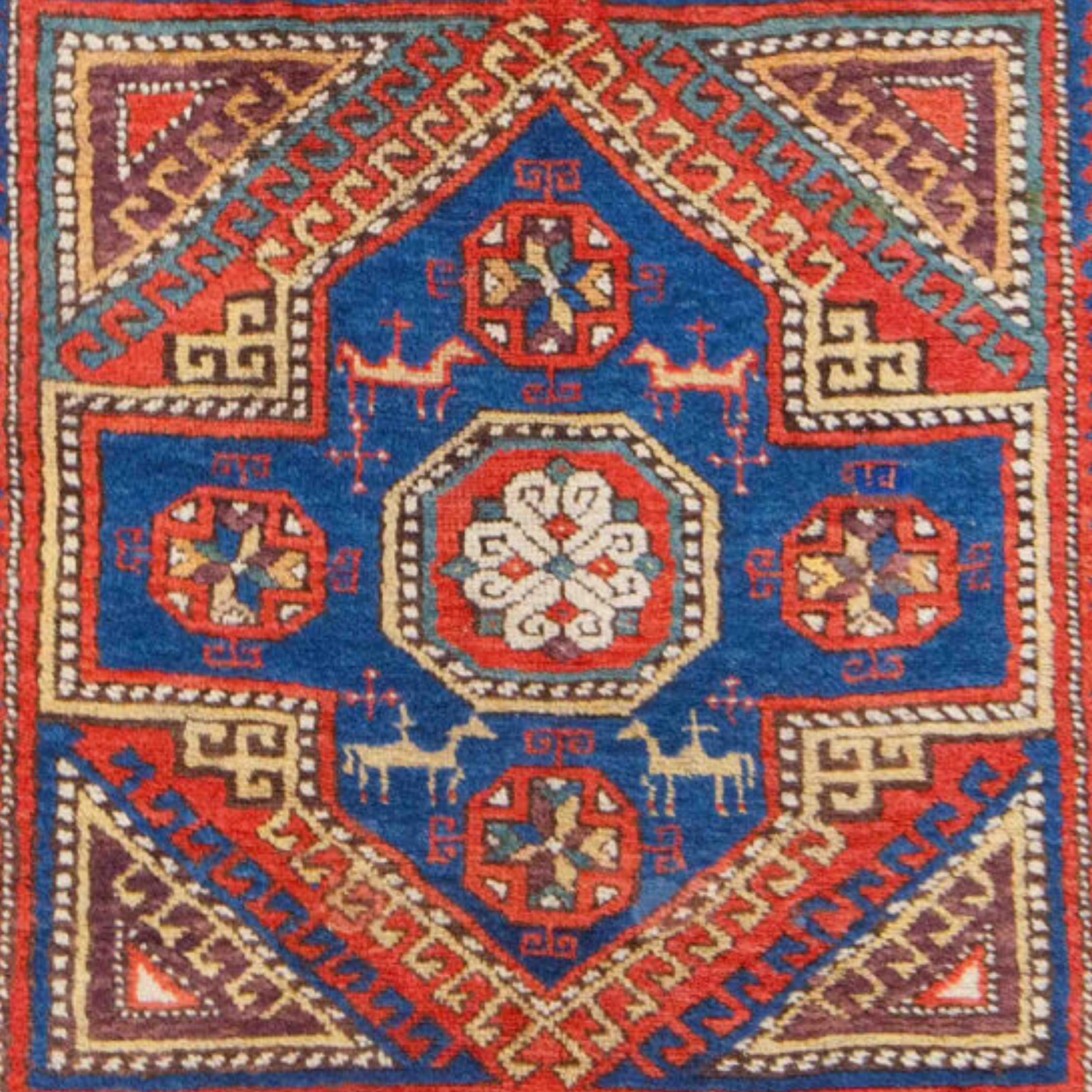 Antique Konya Rug - Middle of 19th Century Central Anatolian Konya Rug In Good Condition For Sale In Sultanahmet, 34