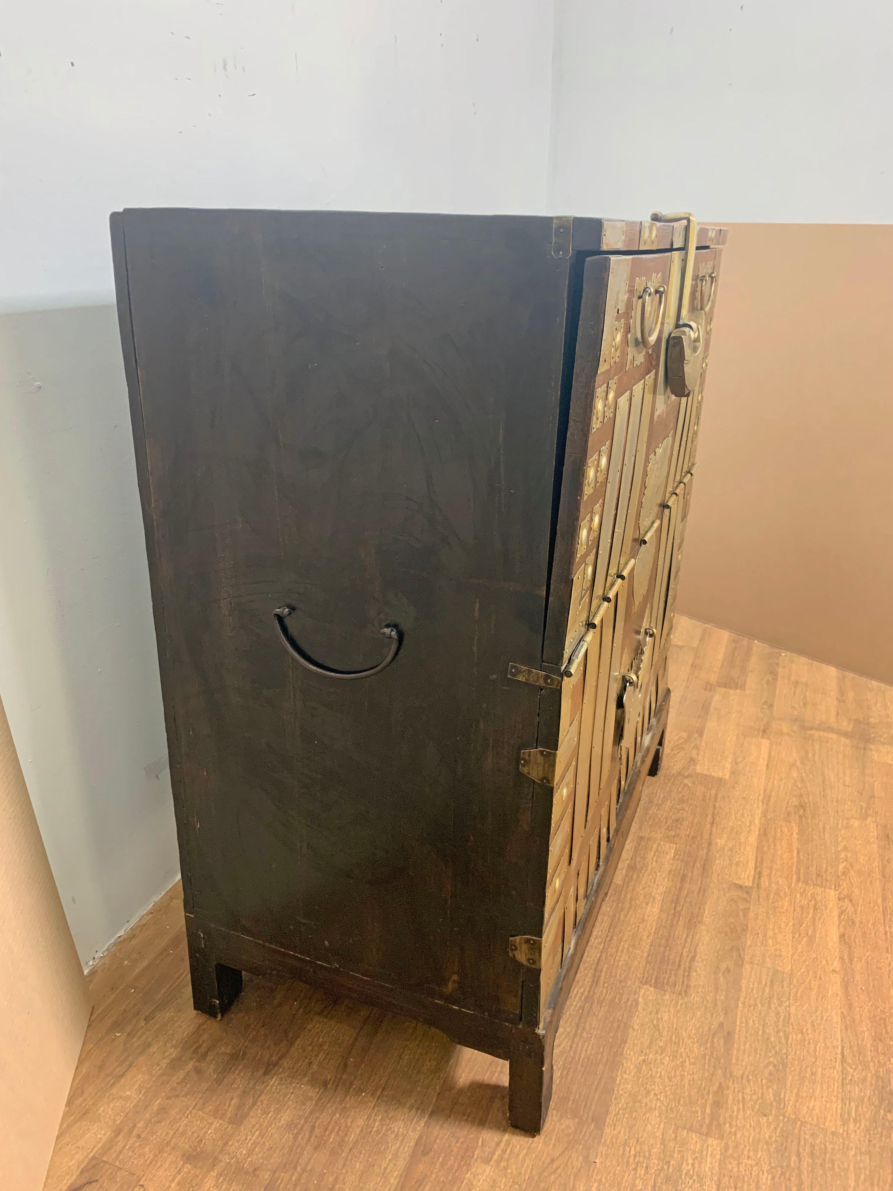 Antique Korean Bandaji Blanket Chest with Elaborate Strapwork, circa Late 1800s 6