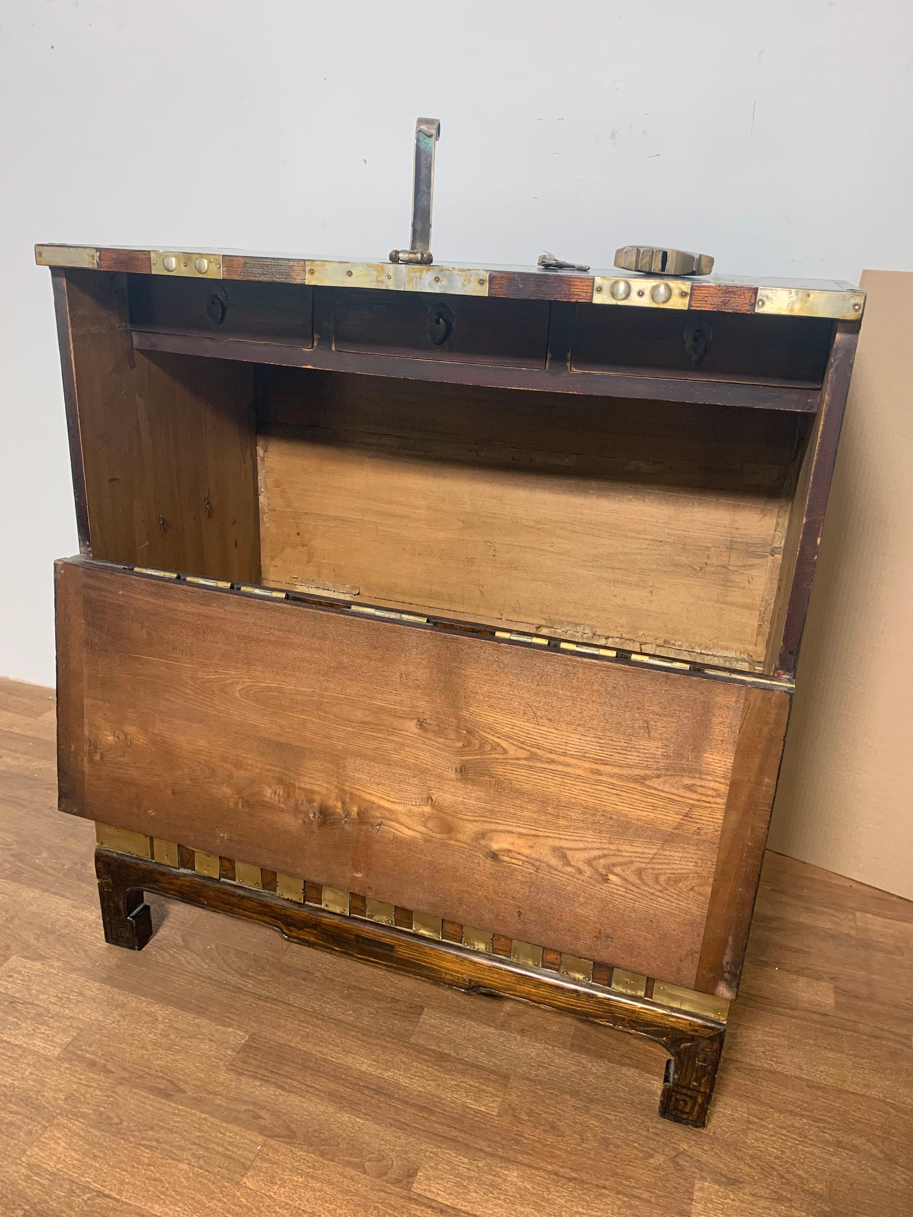 Antique Korean Bandaji Blanket Chest with Elaborate Strapwork, circa Late 1800s 8