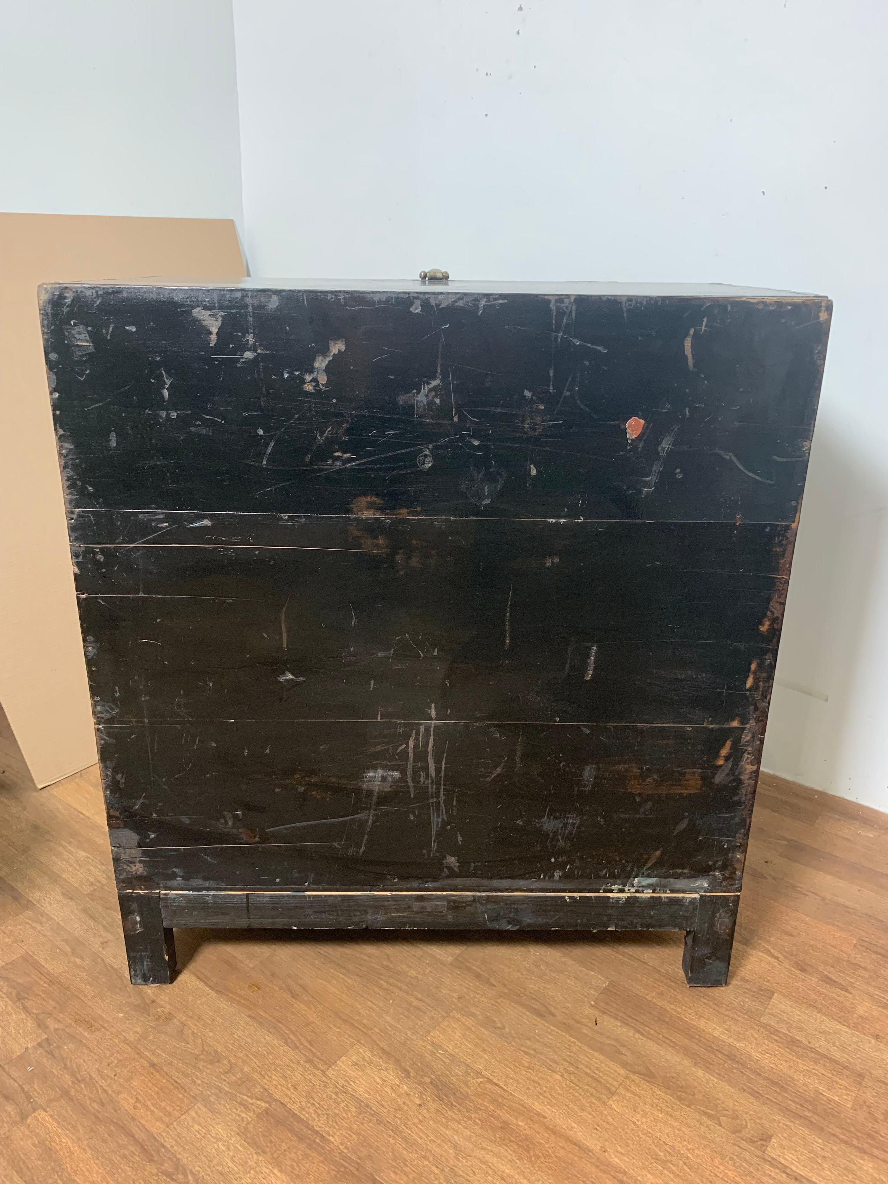 Antique Korean Bandaji Blanket Chest with Elaborate Strapwork, circa Late 1800s 10