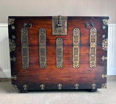 Antique Korean Bandaji Chest Gyeonggi Do Joseon Dynasty