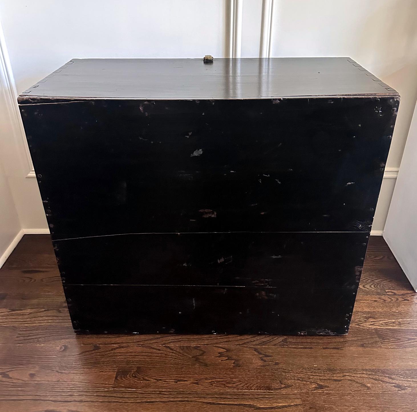 Antique Korean Bandaji Chest Pyongyang Joseon Dynasty For Sale 3