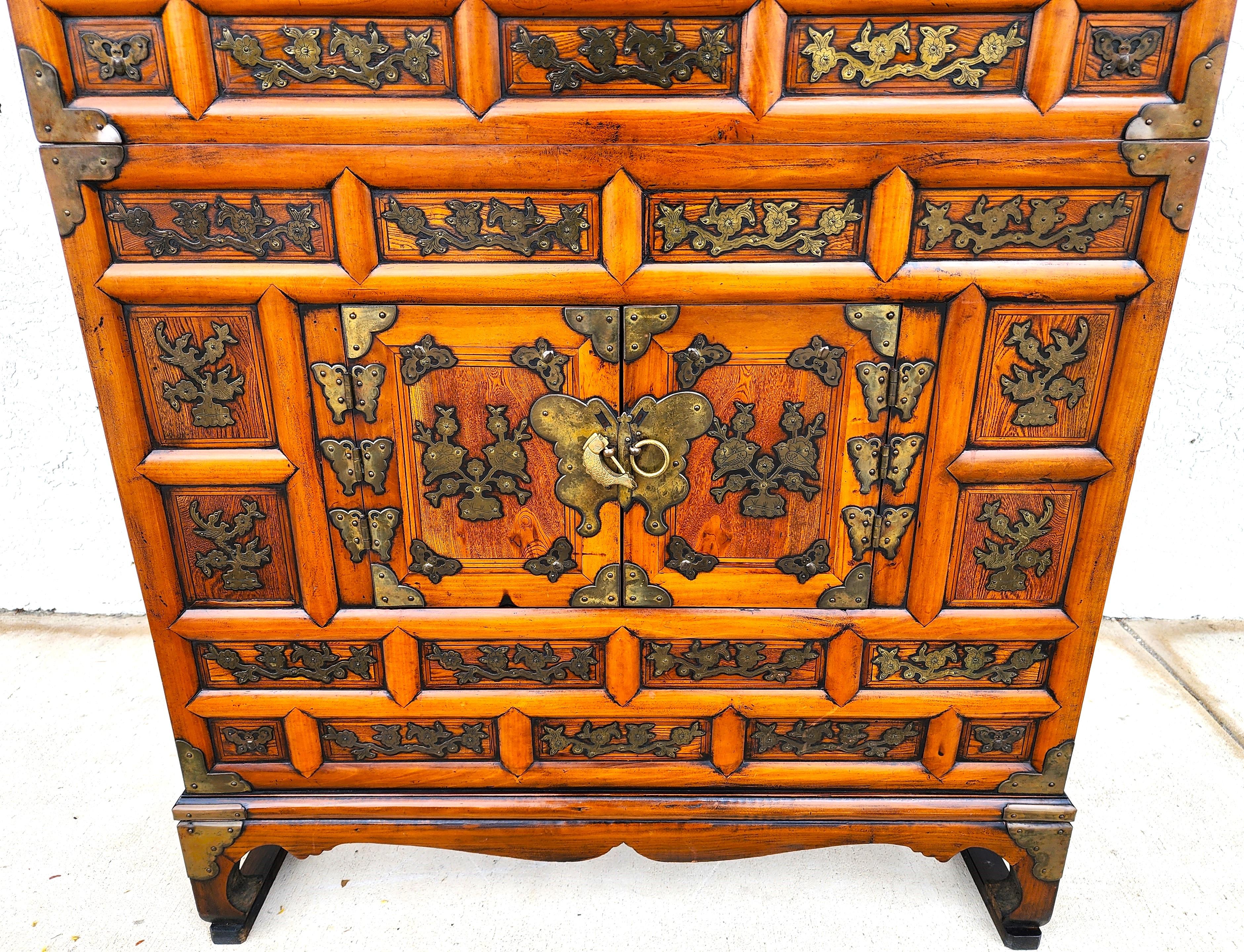 19th Century Antique Korean Bandaji Nong Tansu Scholars Wedding Cabinet For Sale