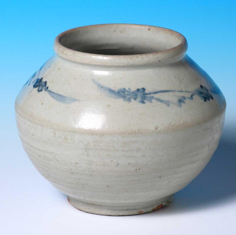 Qing Antique Korean Blue and White Ceramic Storage Jar, Yi Dynasty For Sale