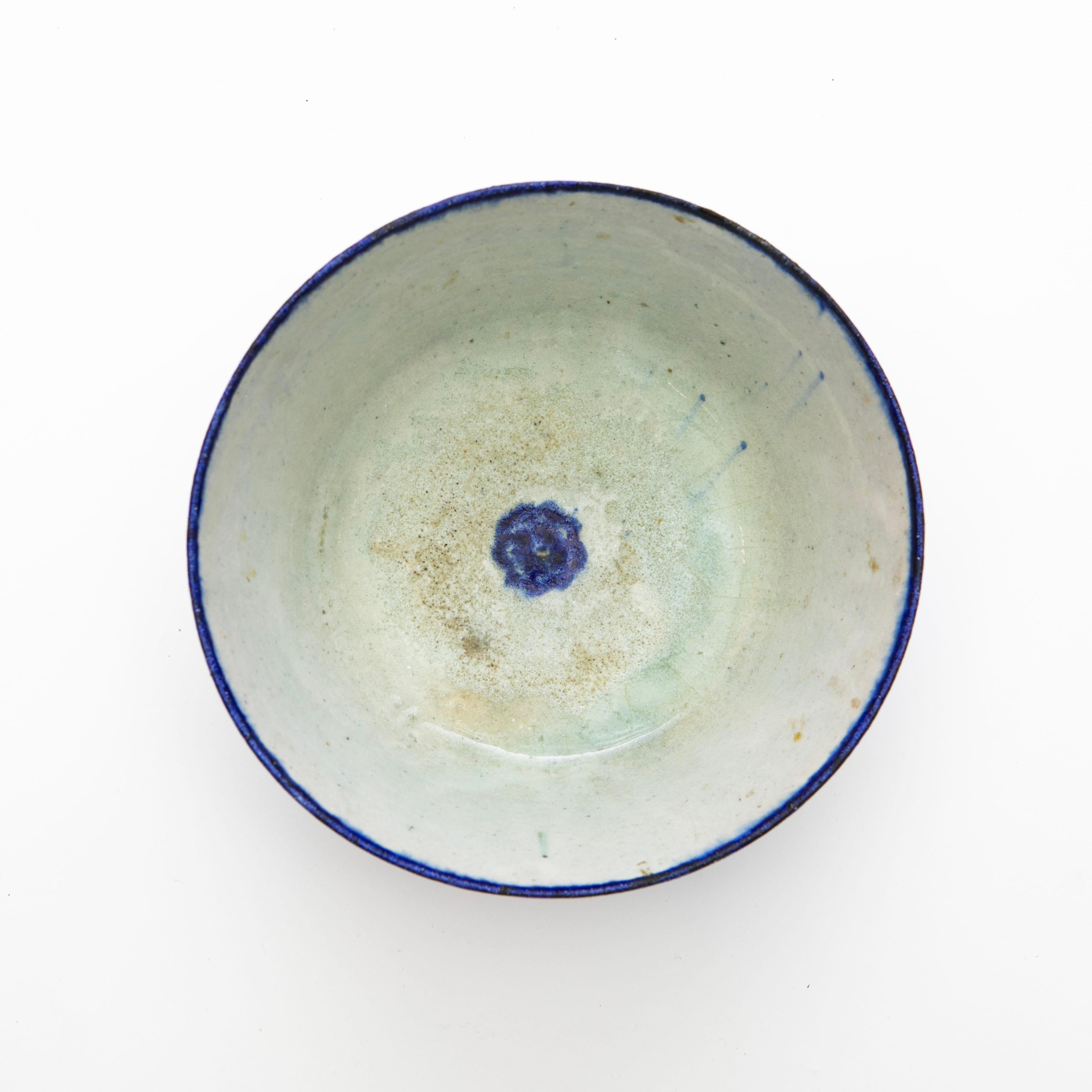 Autre Bol coréen antique en porcelaine bleue et blanche en vente