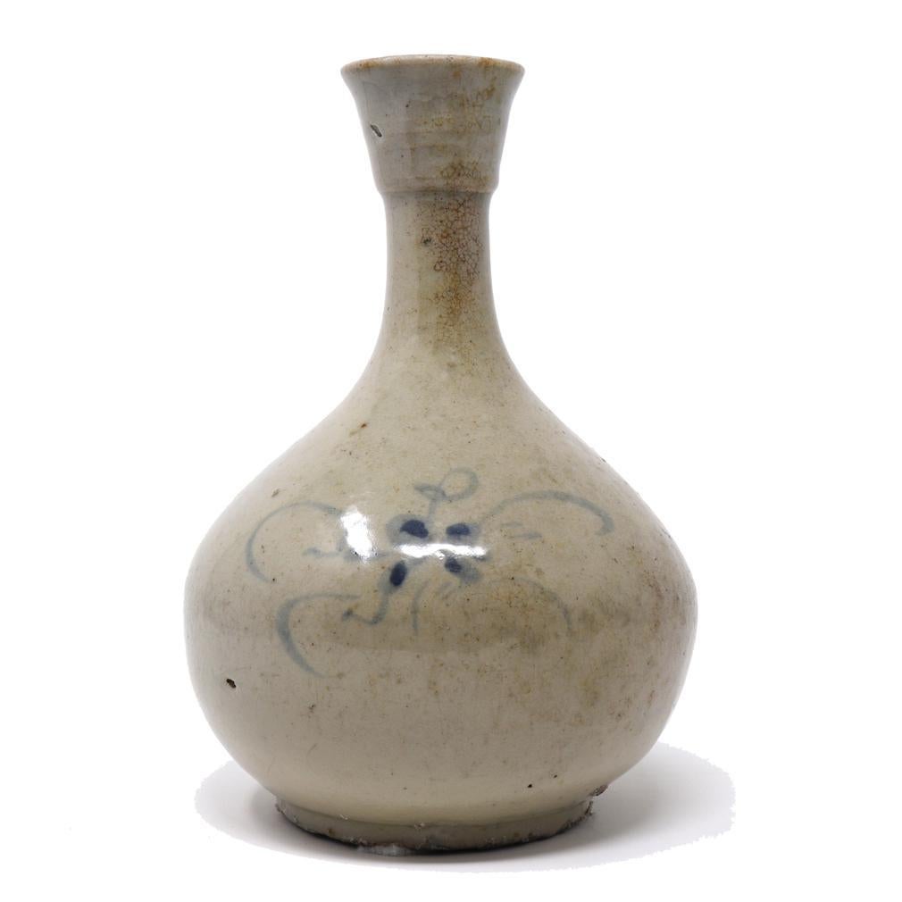 Antique Korean Blue & White Bottle Vase For Sale 1