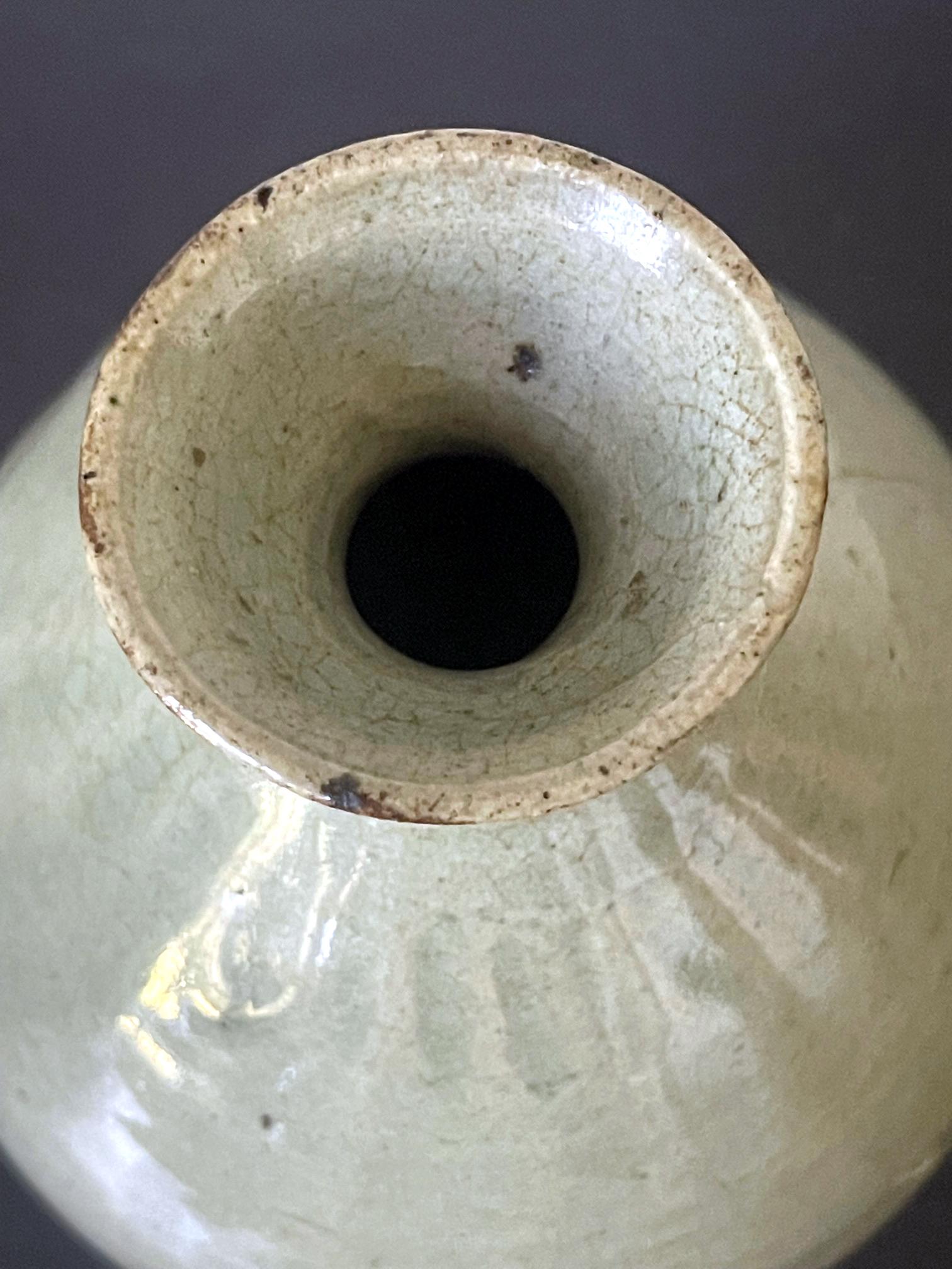 Antique Korean Celadon Bottle Vase Joseon Dynasty For Sale 4