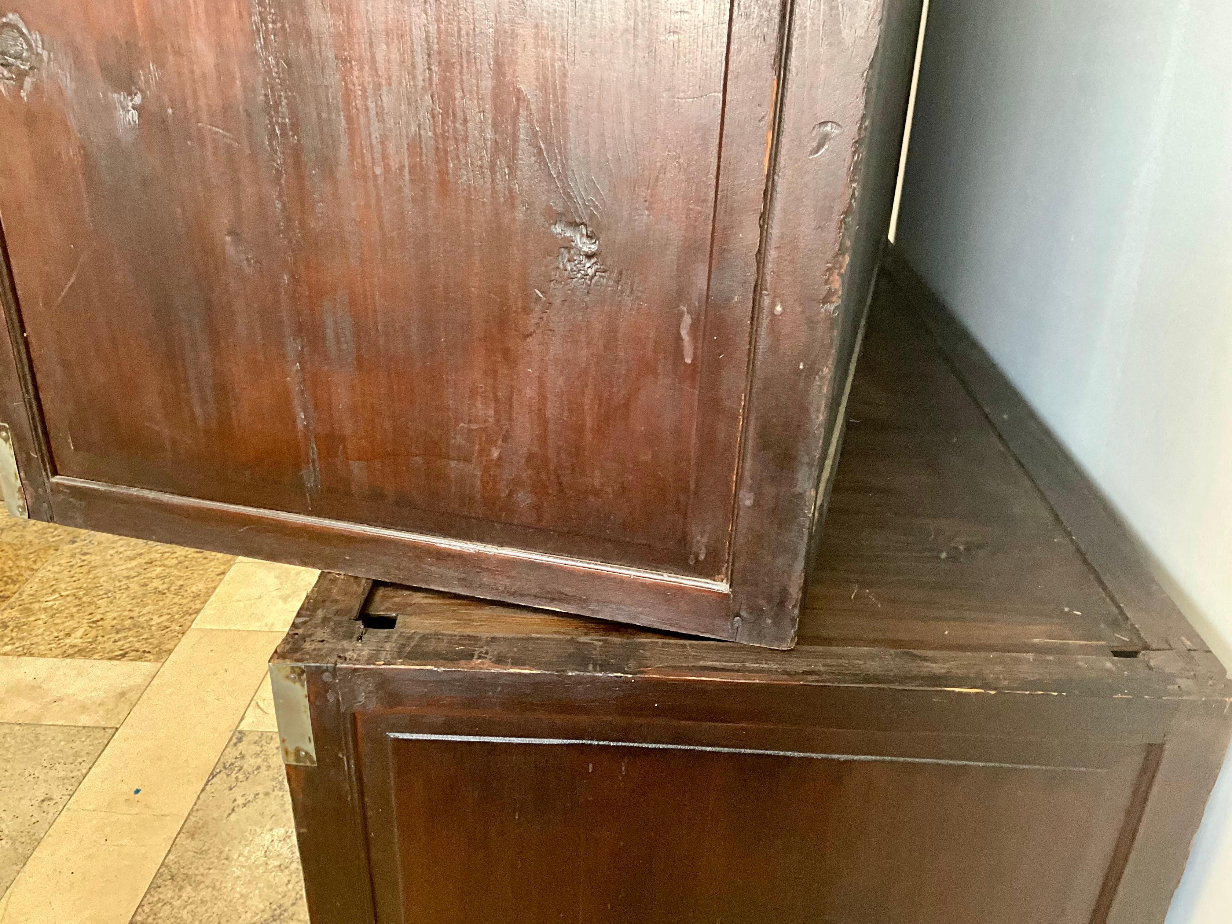 Antique Korean Jang Chest-on-Chest with Stand - Early 20th Century In Good Condition In West Palm Beach, US
