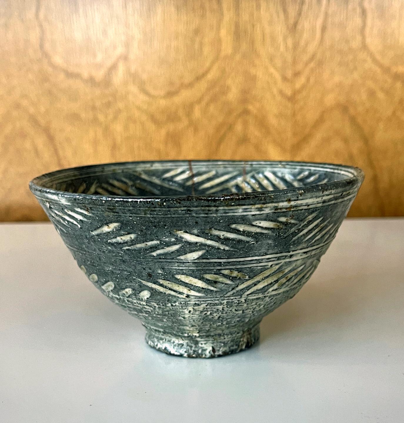 Glazed Antique Korean Mishma Tea Bowl Chawan Joseon Dynasty For Sale