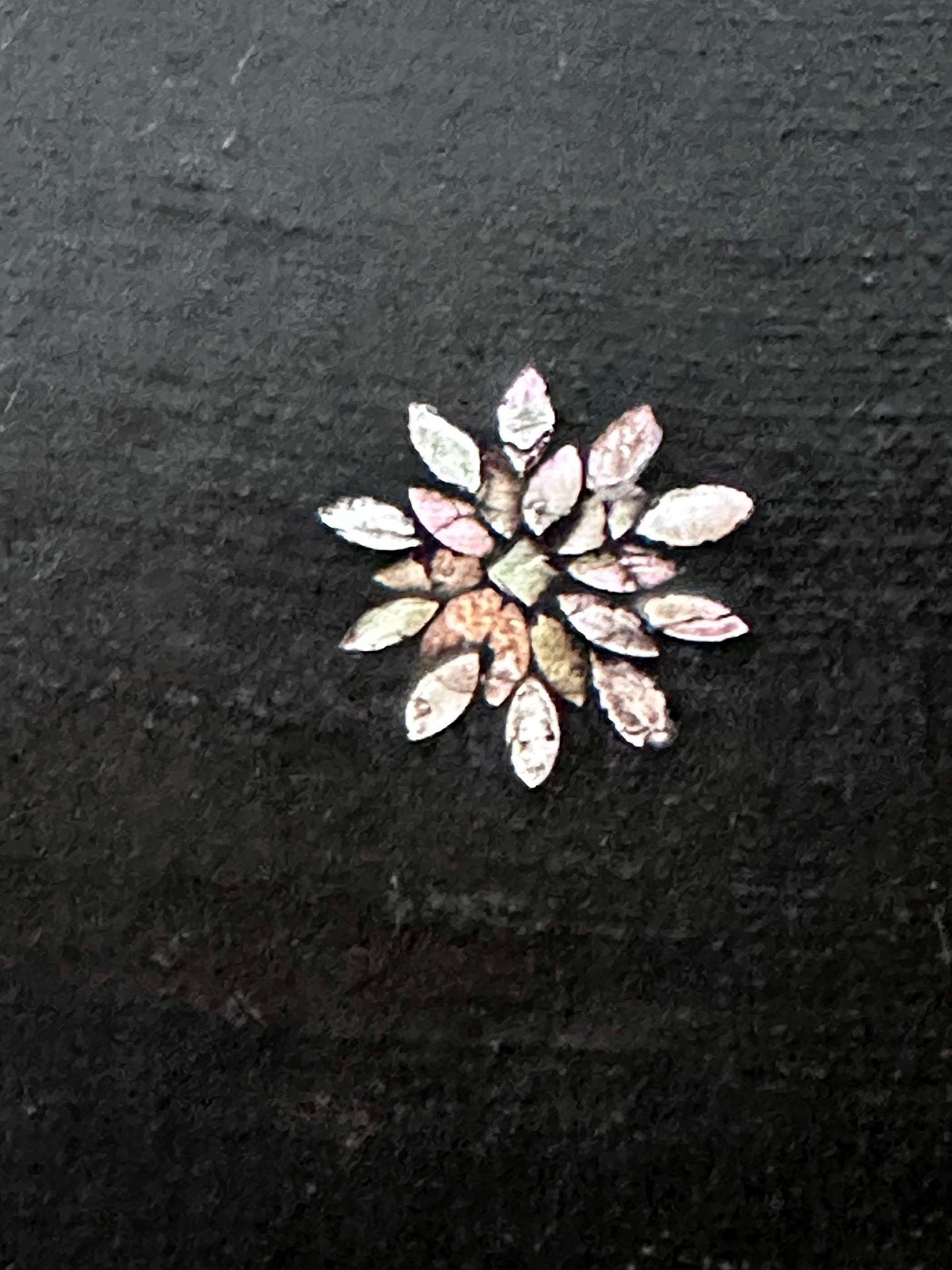 Antique Korean Mother of Pearl Inlay Lacquer Tabletop Accessory Chest Joseon For Sale 10