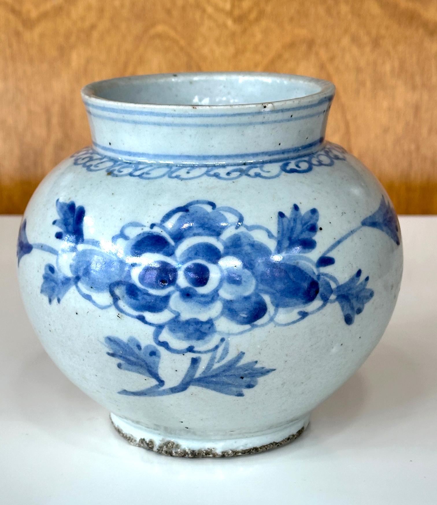 Antique Korean Porcelain Peony Jar Joseon Dynasty For Sale 9