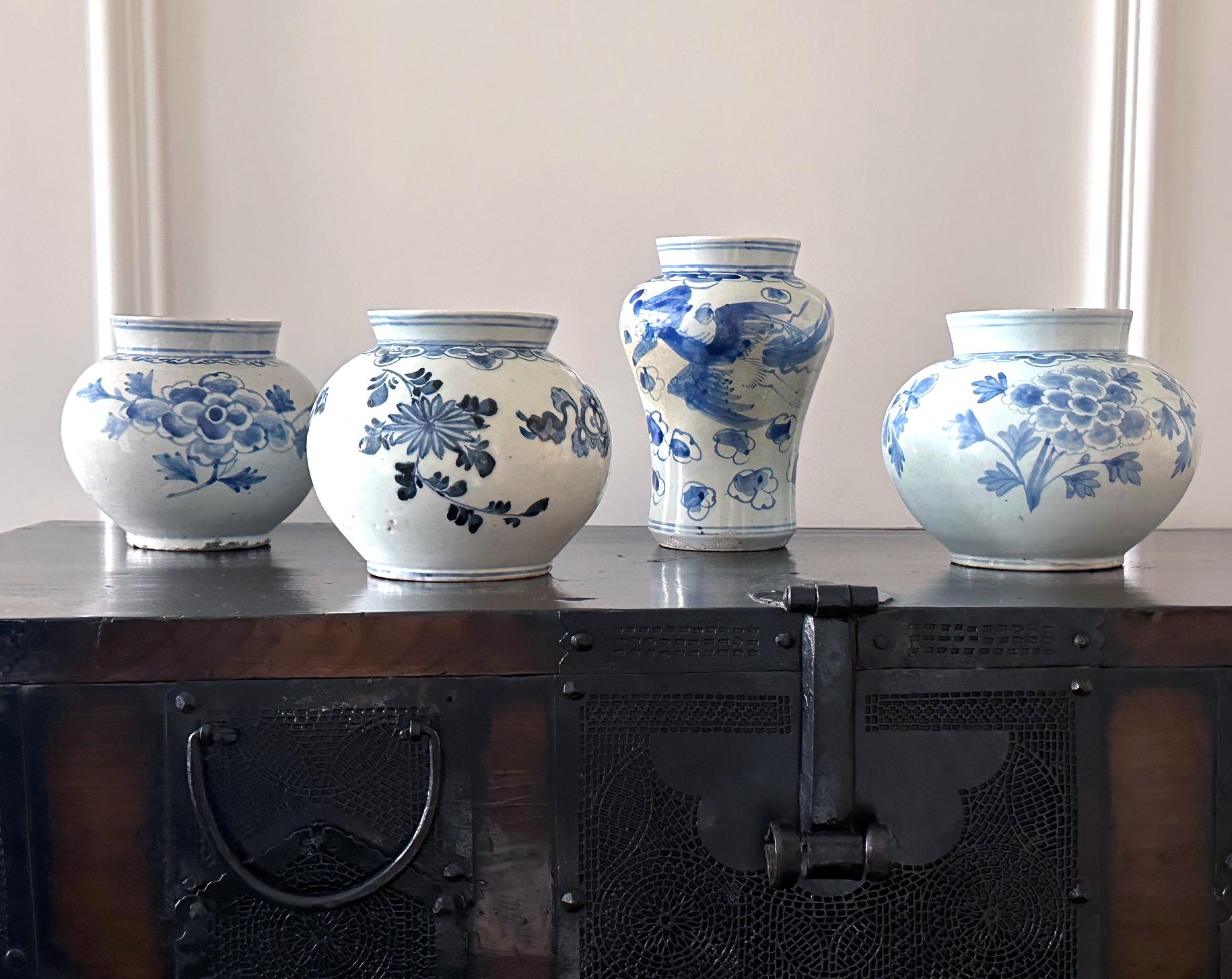 Antique Korean Porcelain Peony Jar Joseon Dynasty For Sale 12