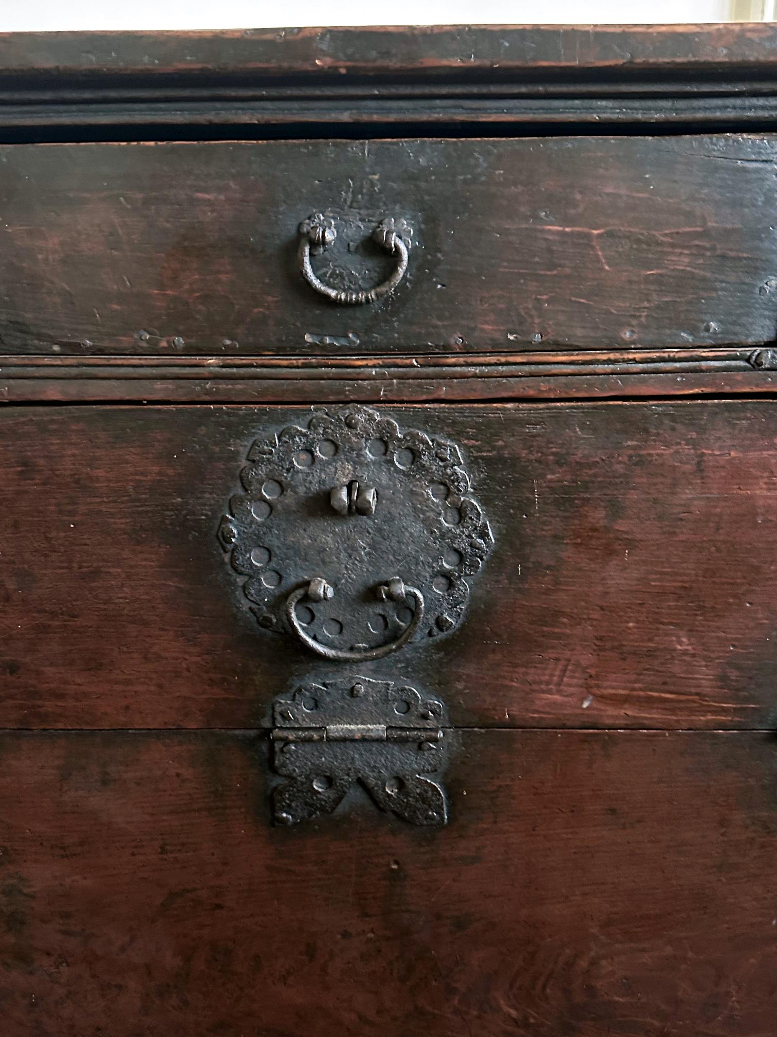Antique Korean Scholar Book Bandaji Chest Joseon Dynasty For Sale 6