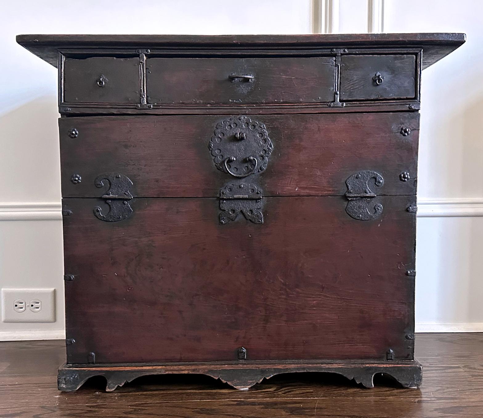 Antique Korean Scholar Book Bandaji Chest Joseon Dynasty For Sale 10