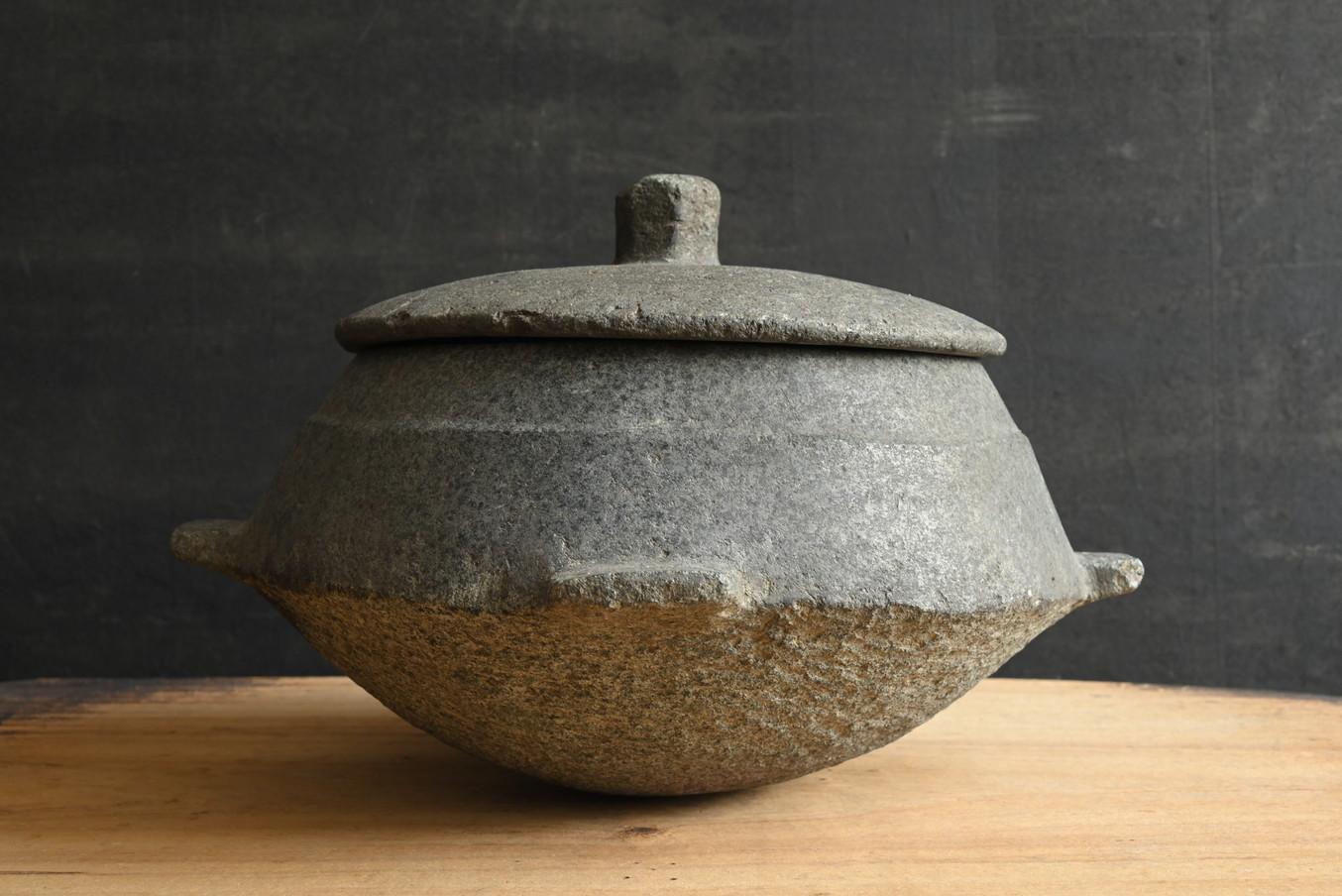 Antico vaso di pietra coreano / Dinastia Joseon / Oggetto d'arte popolare in pietra in vendita 4