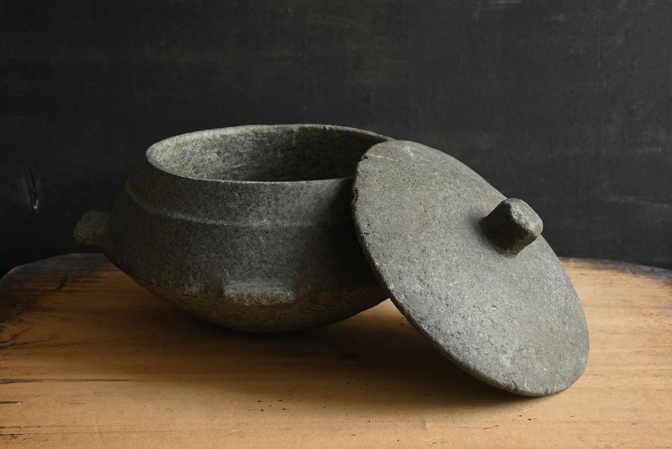 Antico vaso di pietra coreano / Dinastia Joseon / Oggetto d'arte popolare in pietra in vendita 5