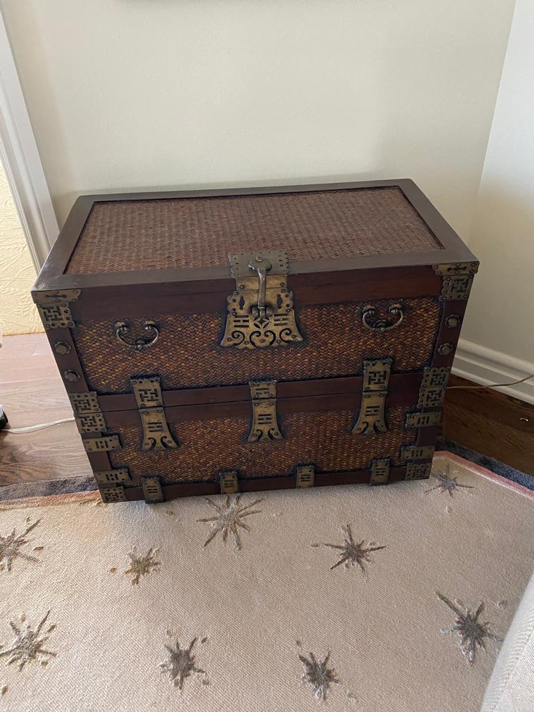 Arcón Tansu coreano antiguo Hecho a mano en venta