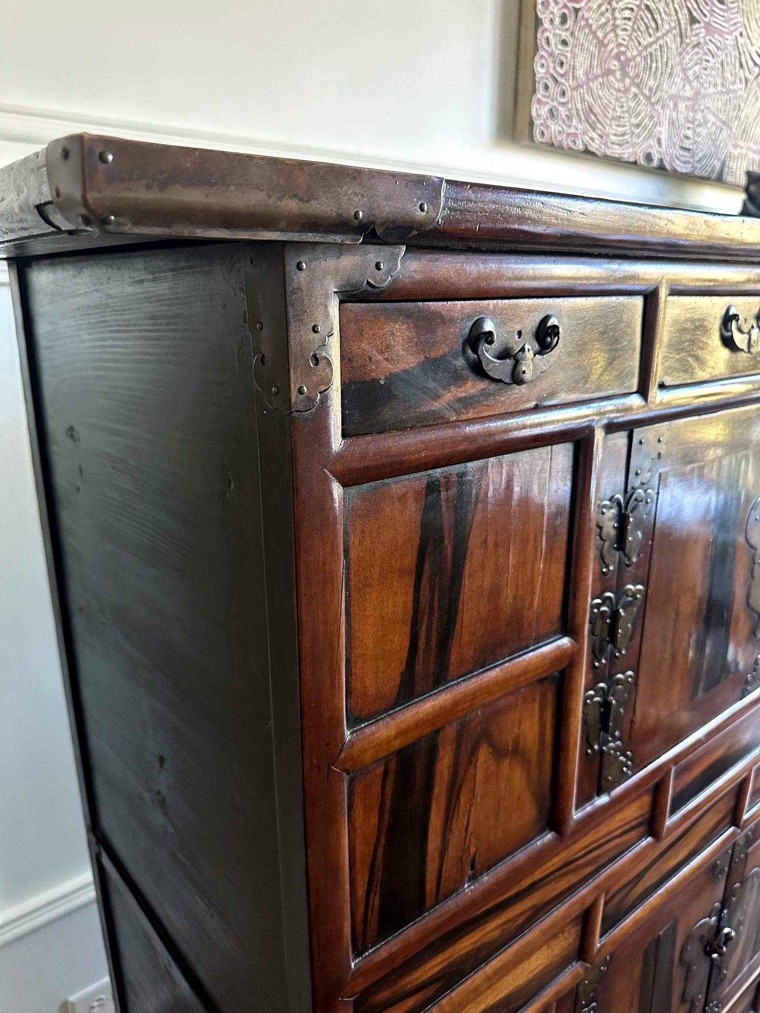 Antique Korean Two-Level Storage Chest Ich’ung Jang with Persimmon Panels For Sale 7