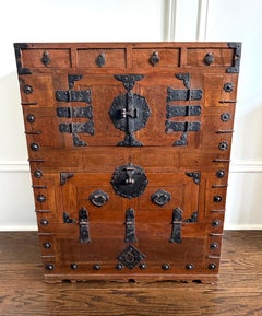 Antique Korean Two-Level Wood Chest Jeon-Ju Jang