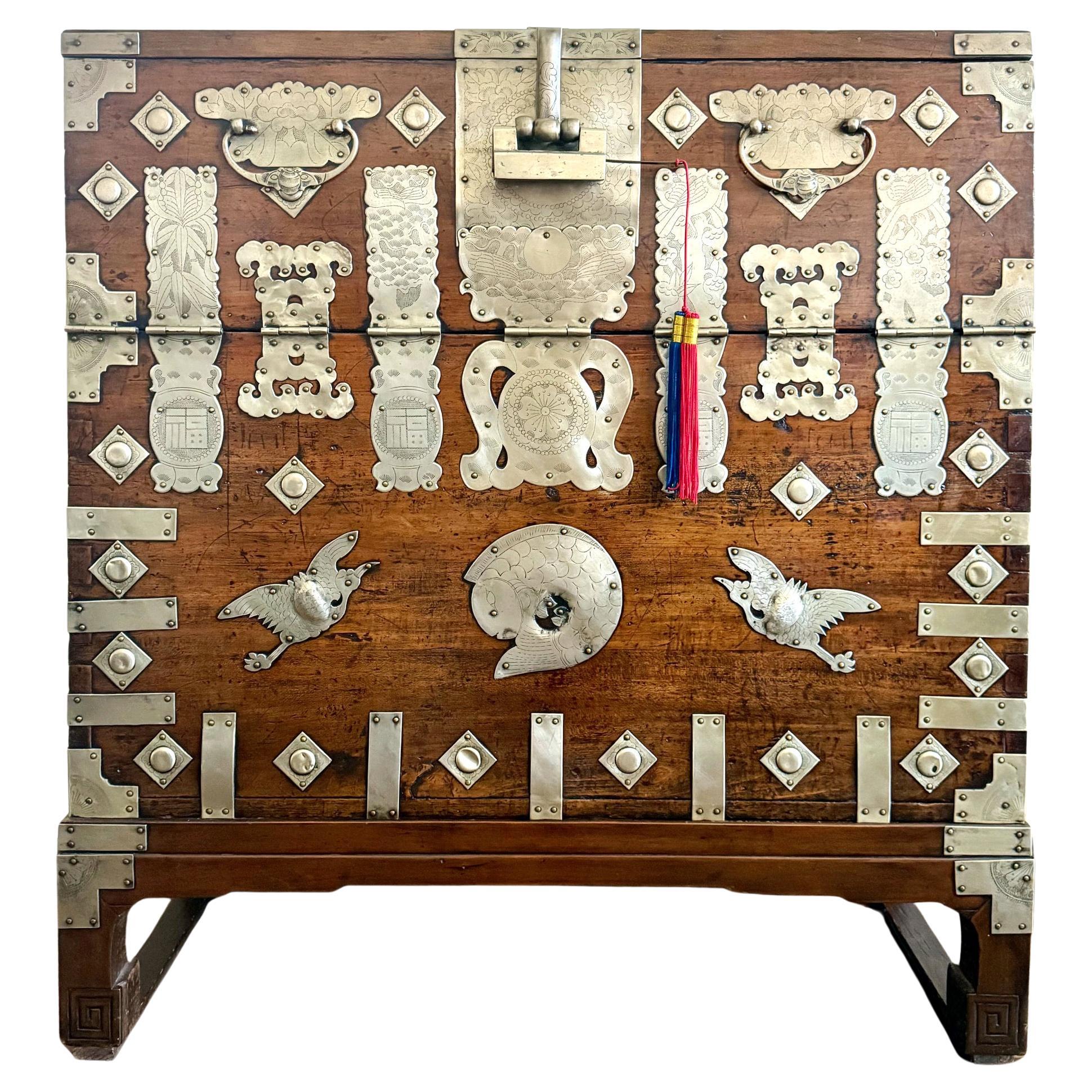 Antique Korean Wedding Bandaji Chest Joseon Dynasty Original Invoice For Sale