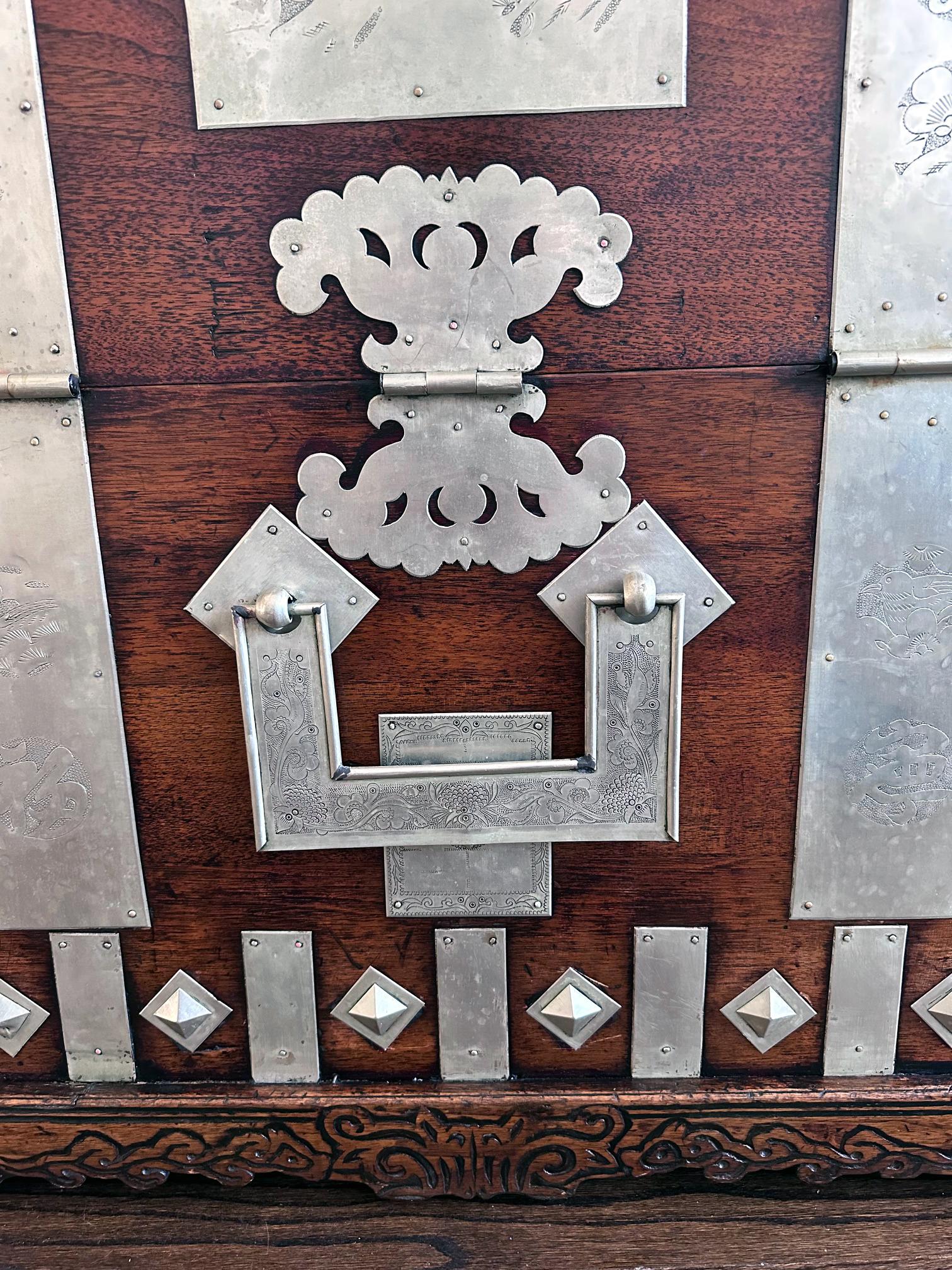 Antique Korean Wedding Bandaji Chest Pyongyang Joseon Dynasty For Sale 9